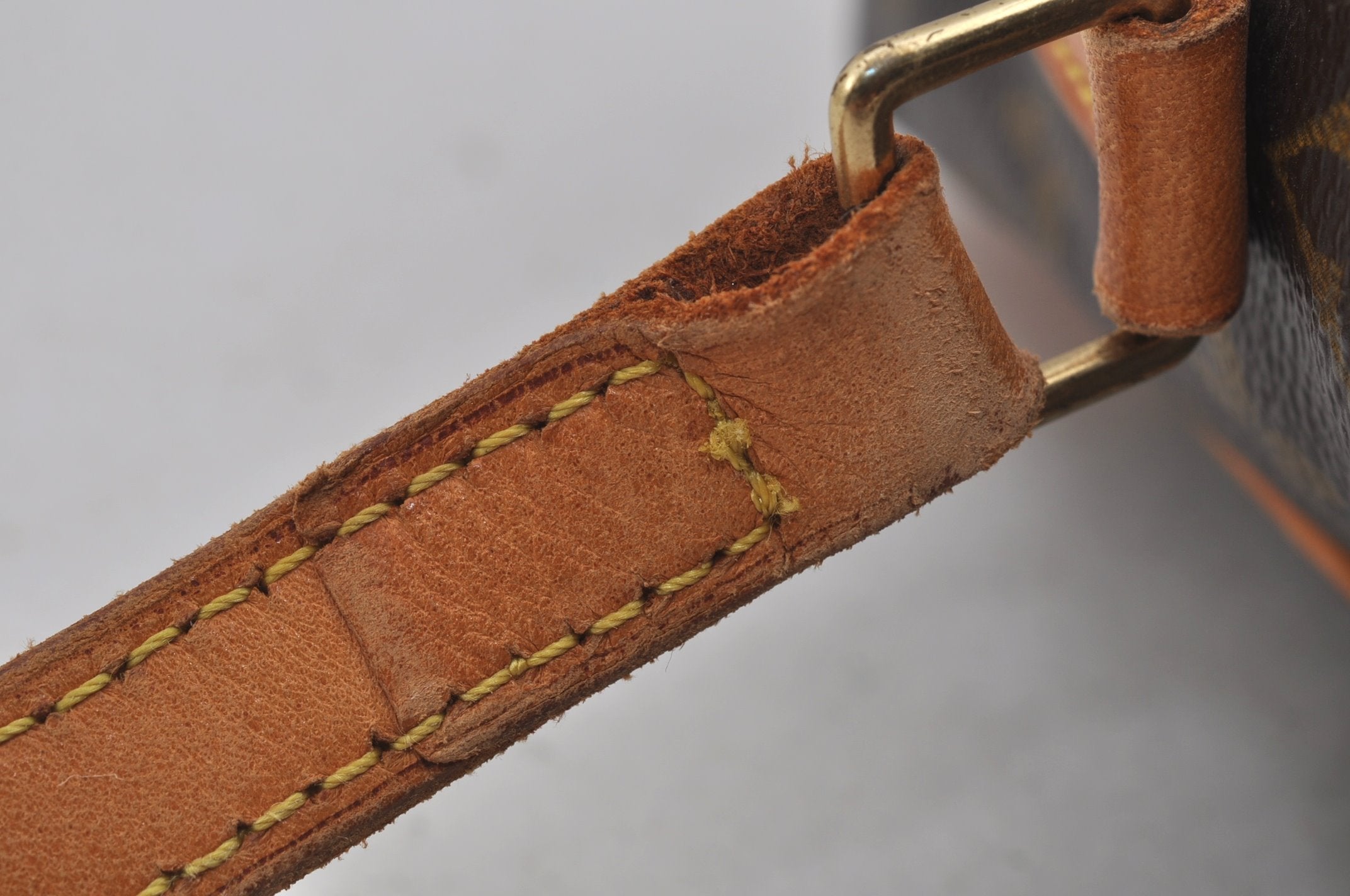 Authentic Louis Vuitton Monogram Trocadero 30 Shoulder Cross Bag M51272 LV 6967J