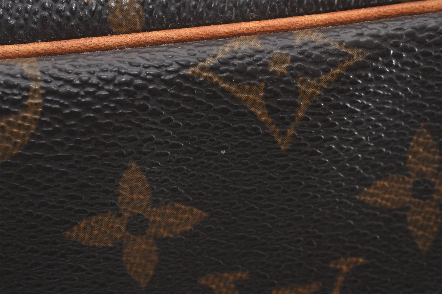 Authentic Louis Vuitton Monogram Nile Shoulder Cross Body Bag M45244 LV 6981J