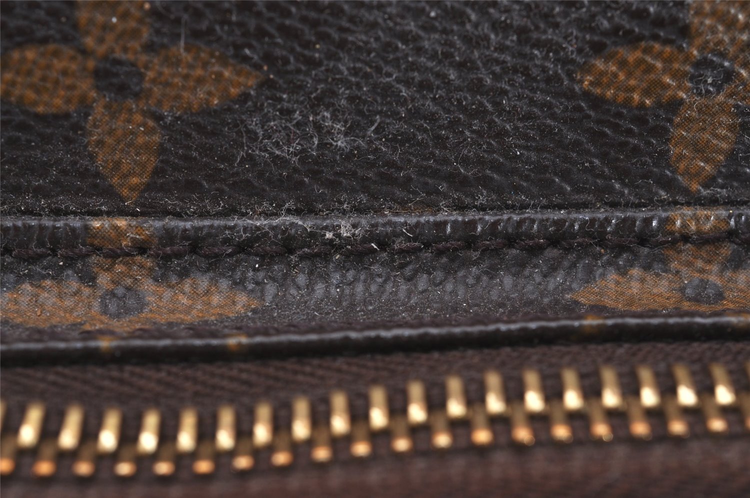 Authentic Louis Vuitton Monogram Nile Shoulder Cross Body Bag M45244 LV 6981J