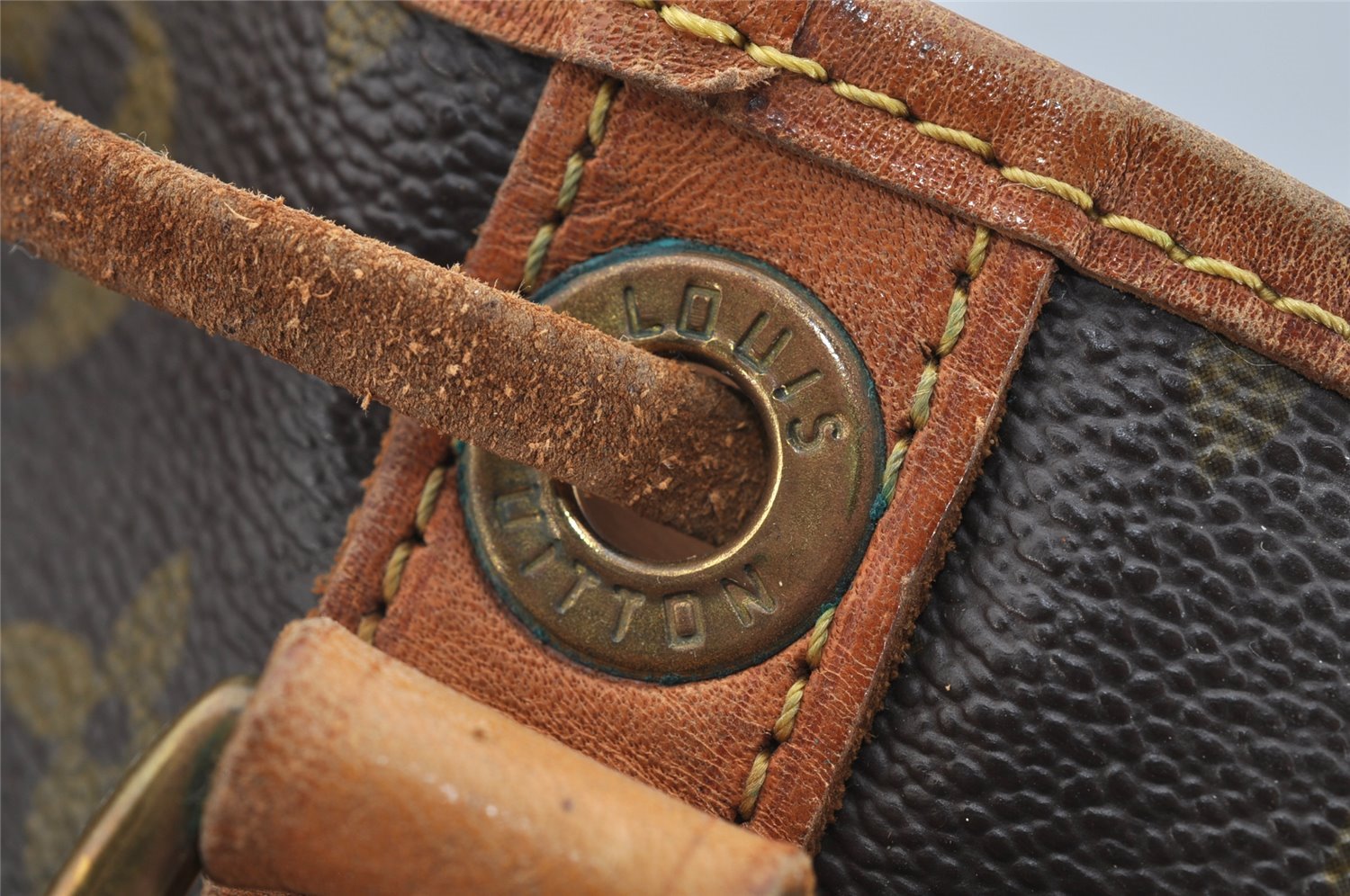 Authentic Louis Vuitton Monogram Noe Shoulder Drawstring Bag M42224 LV 6982I