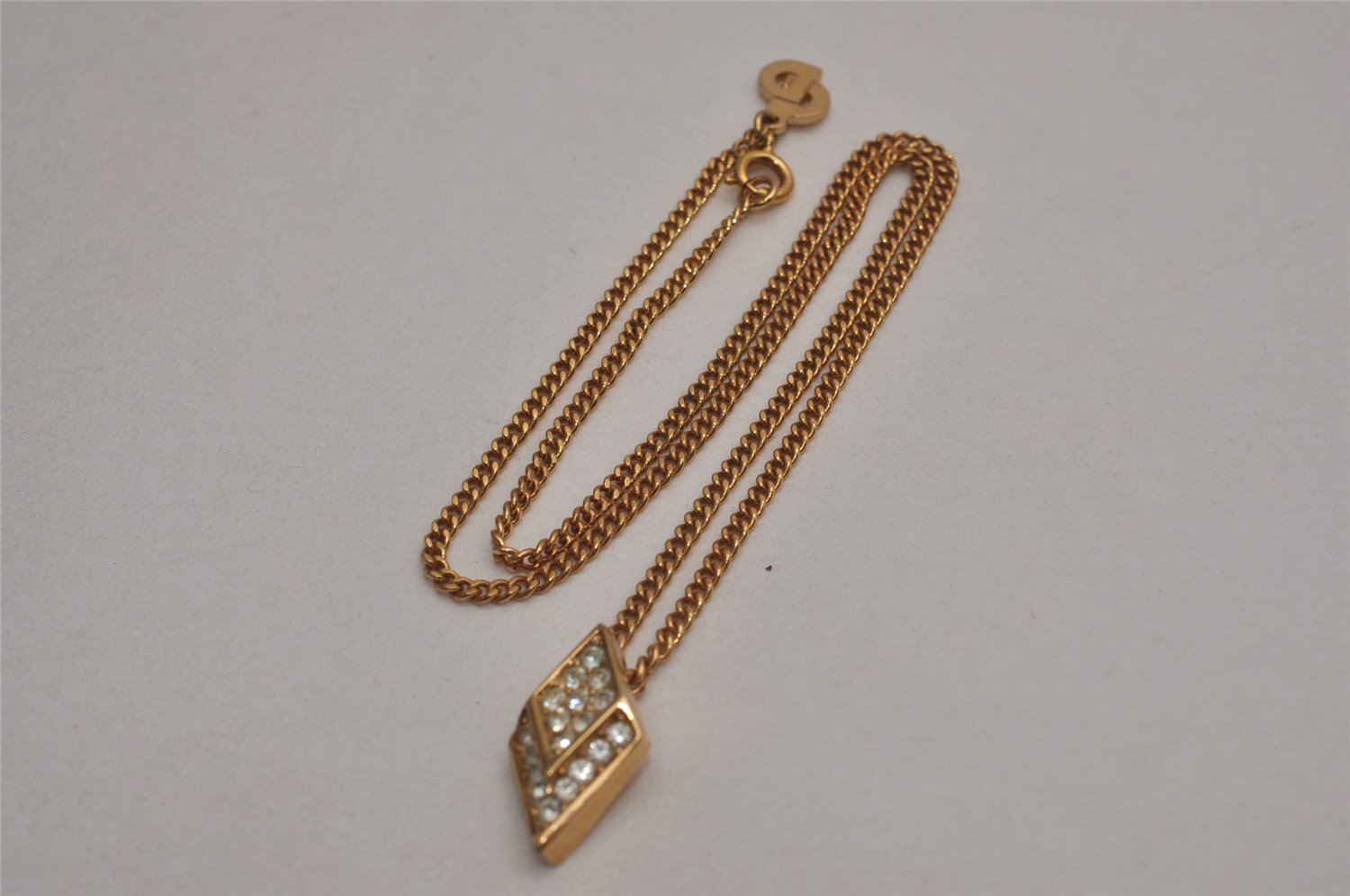 Authentic Christian Dior Gold Tone Rhinestone Chain Pendant Necklace CD 6983I