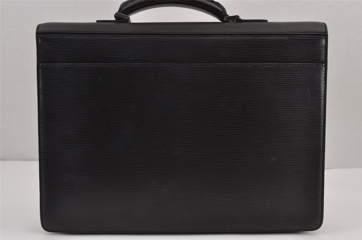 Authentic Louis Vuitton Epi Robusto 1 Briefcase Black M54532 LV 6988J