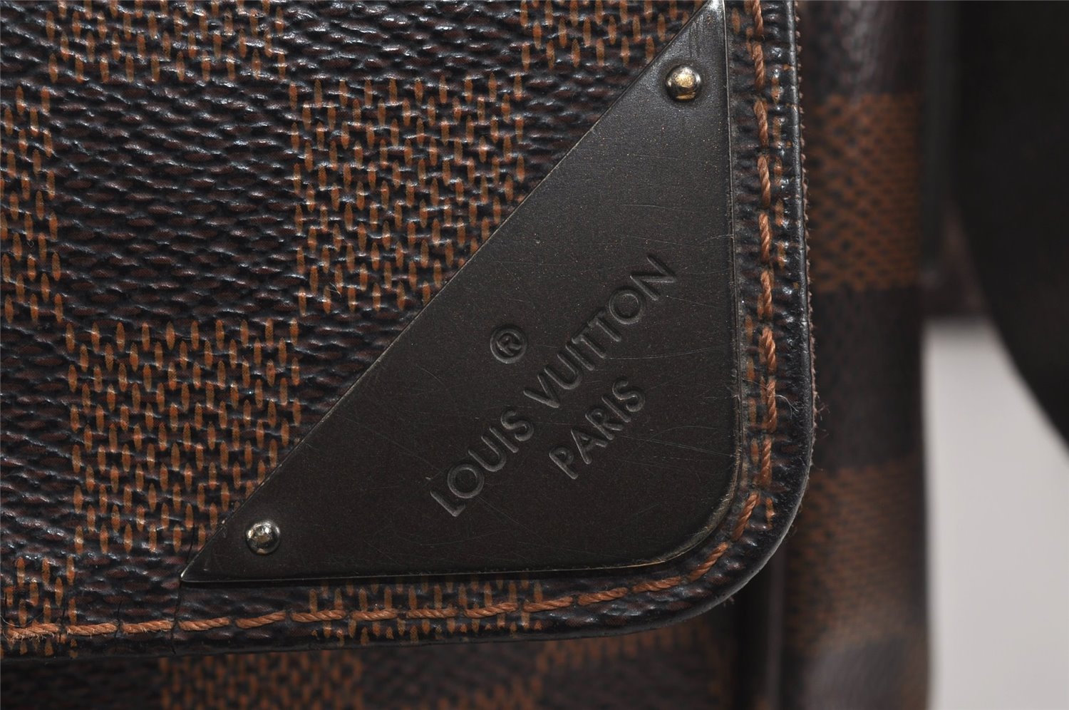 Authentic Louis Vuitton Damier Shelton MM Shoulder Cross Bag N41149 LV 6990J