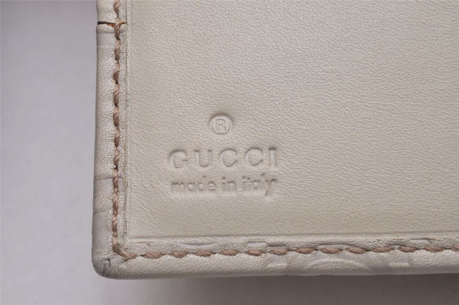 Authentic GUCCI Guccissima GG Leather Bifold Wallet Purse 150673 White 6992I