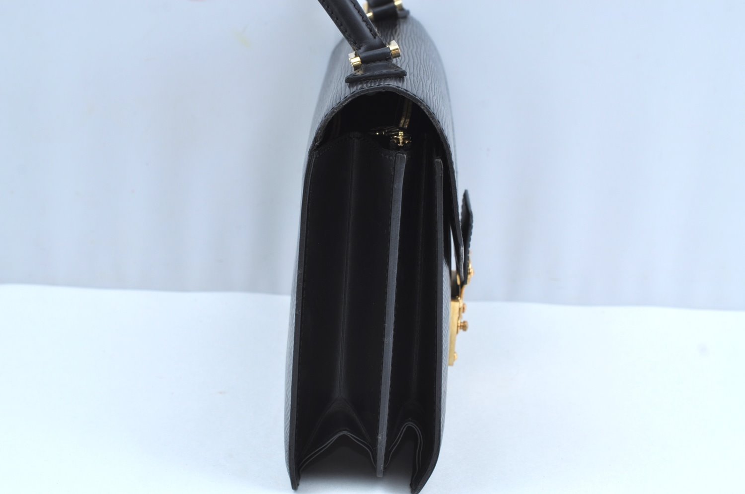 Authentic Louis Vuitton Epi Concorde Hand Bag Purse Black M52132 LV 6993G