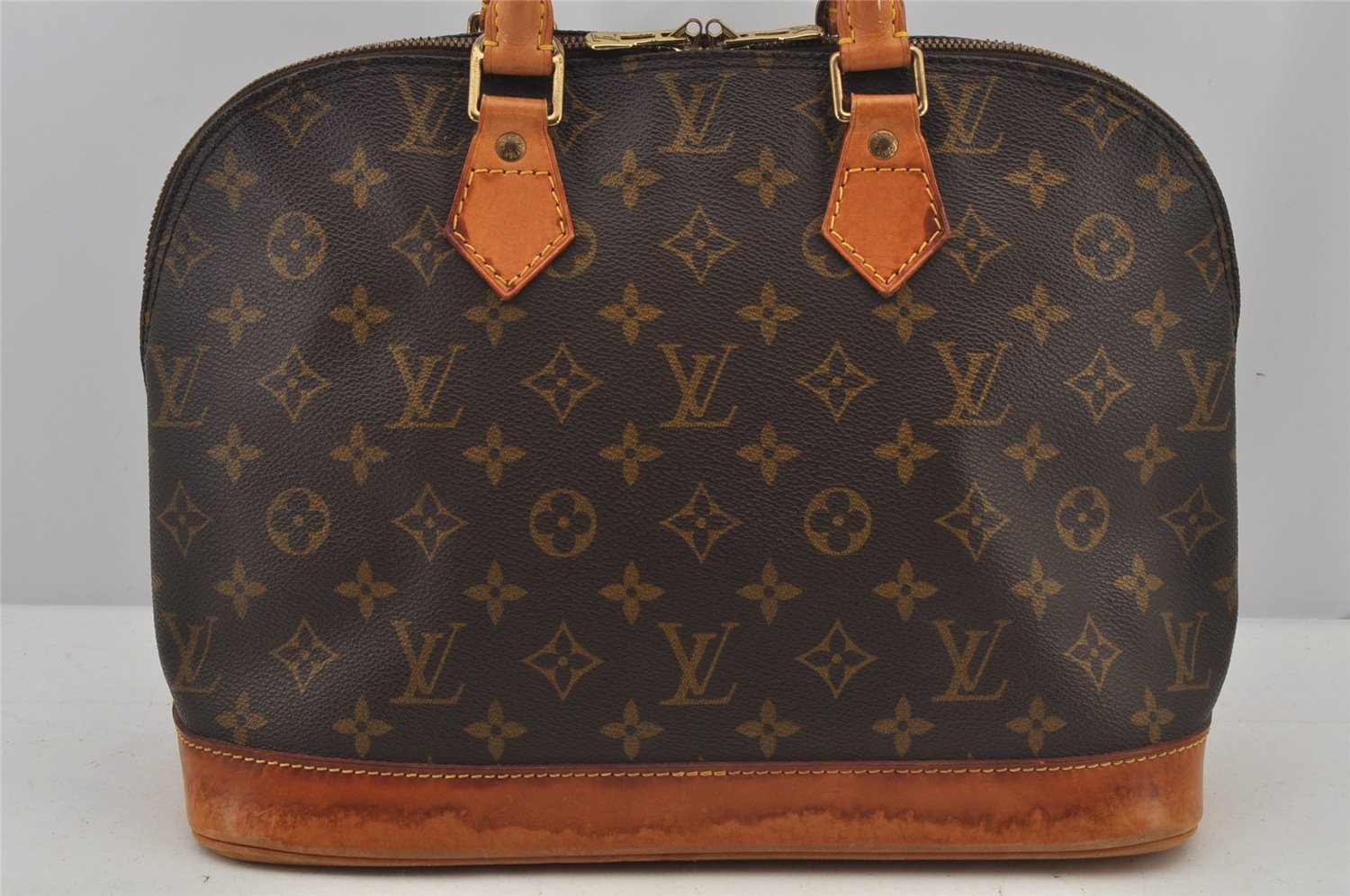 Authentic Louis Vuitton Monogram Alma Hand Bag Purse M51130 LV 6999J