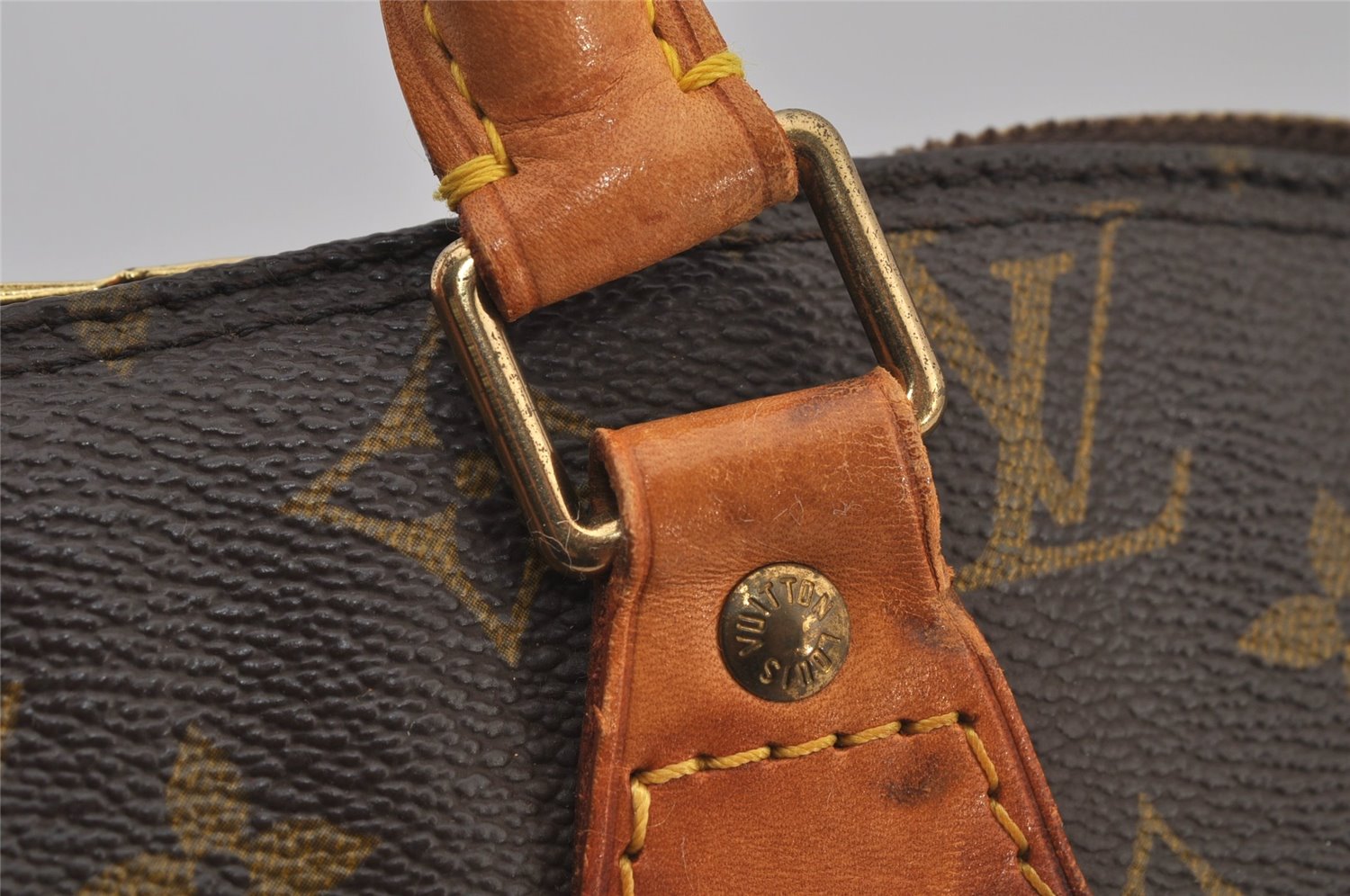 Authentic Louis Vuitton Monogram Alma Hand Bag Purse M51130 LV 6999J