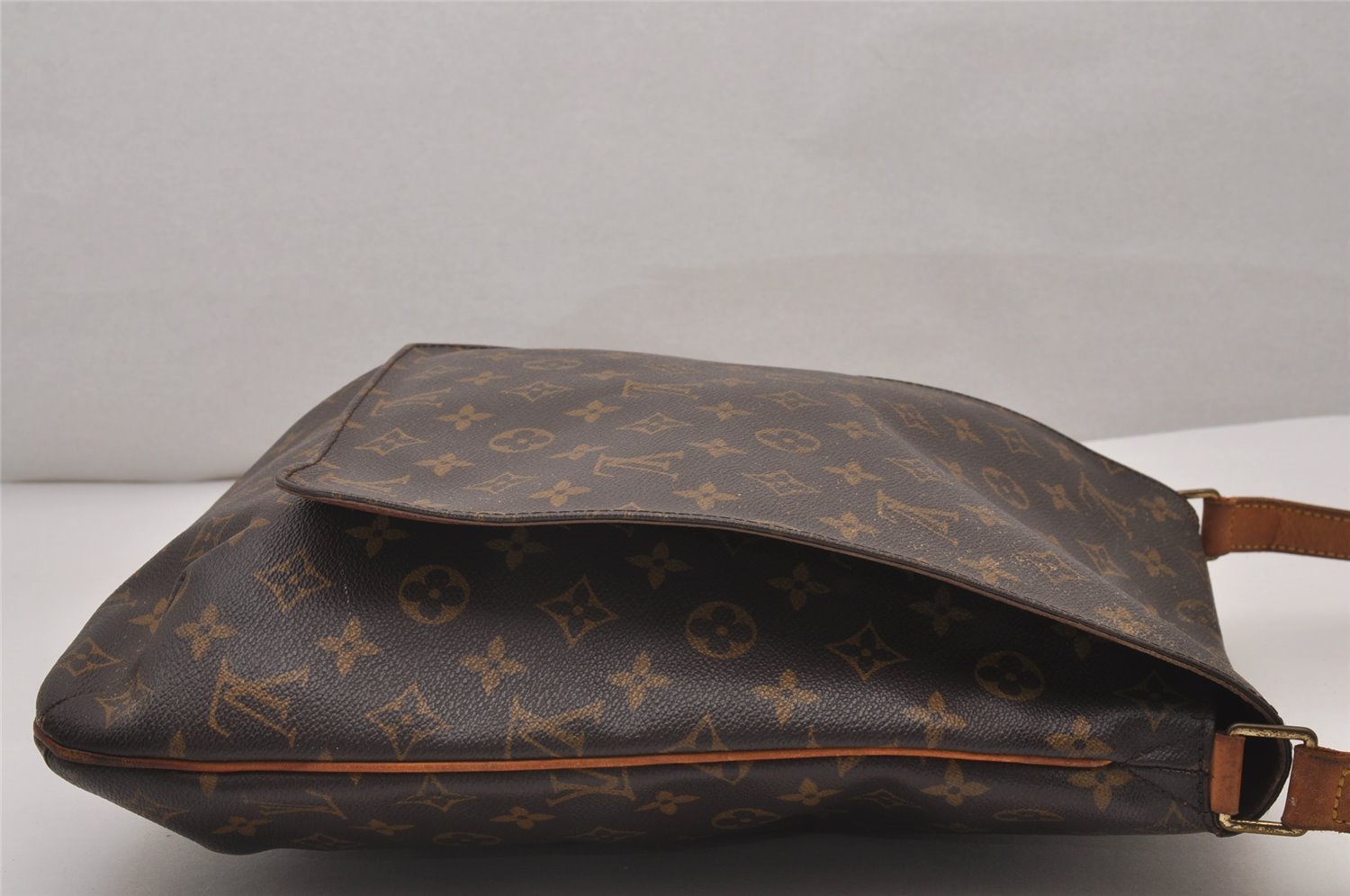 Authentic Louis Vuitton Monogram Musette Shoulder Cross Body Bag M51256 LV 7001I