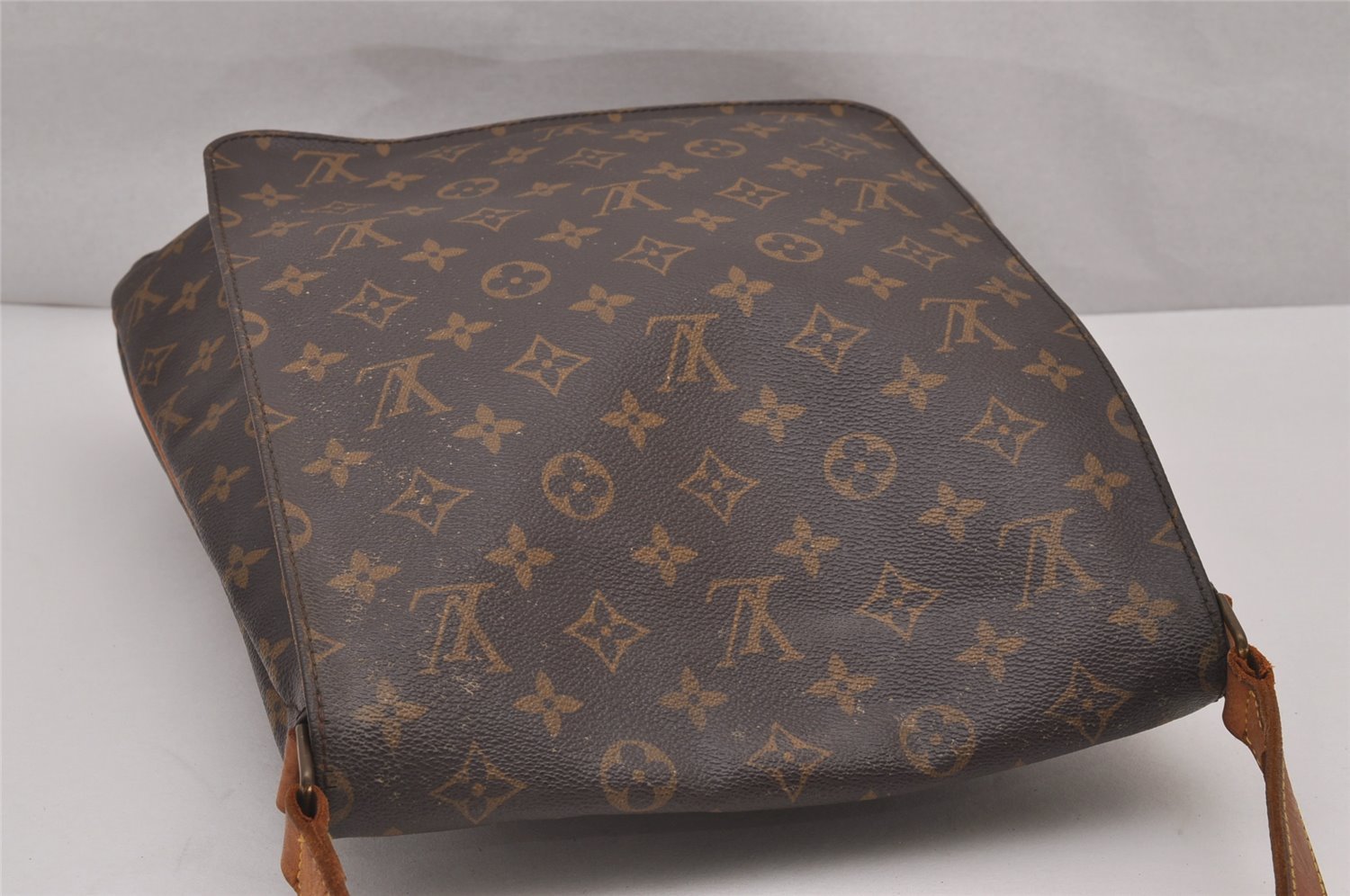 Authentic Louis Vuitton Monogram Musette Shoulder Cross Body Bag M51256 LV 7001I