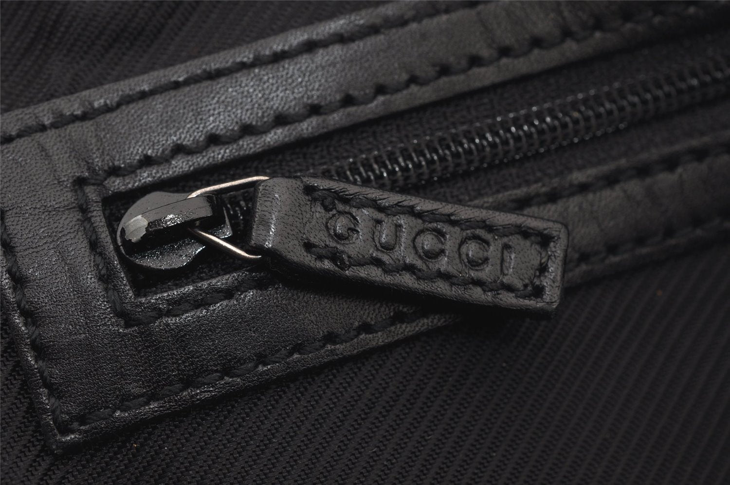 Authentic GUCCI Shoulder Hand Bag Purse GG Canvas Leather 73880 Black 7001J