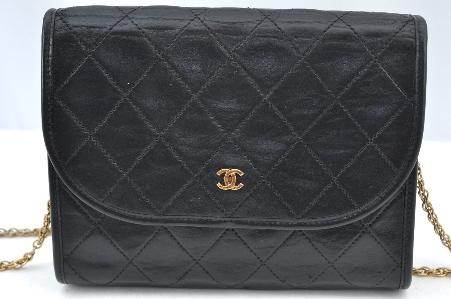 Authentic CHANEL Lamb Skin Matelasse Chain Shoulder Cross Bag Black CC 7006I