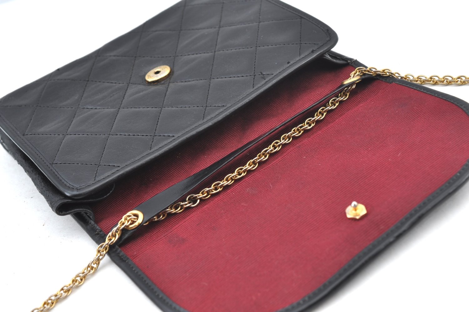 Authentic CHANEL Lamb Skin Matelasse Chain Shoulder Cross Bag Black CC 7006I