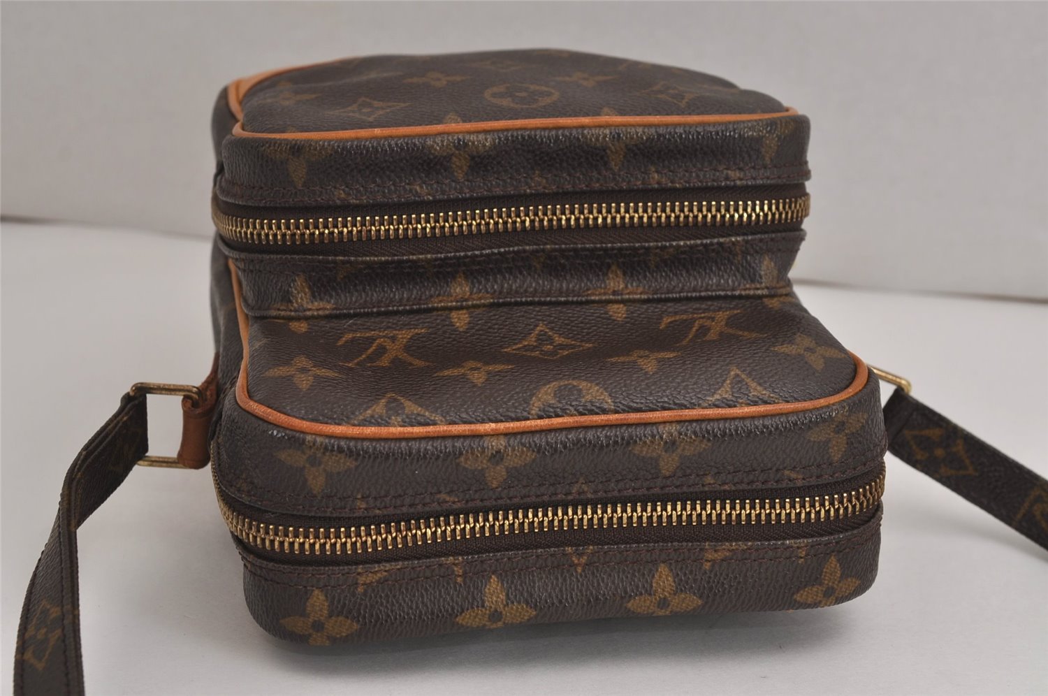 Authentic Louis Vuitton Monogram Amazone Shoulder Cross Body Bag M45236 LV 7009J