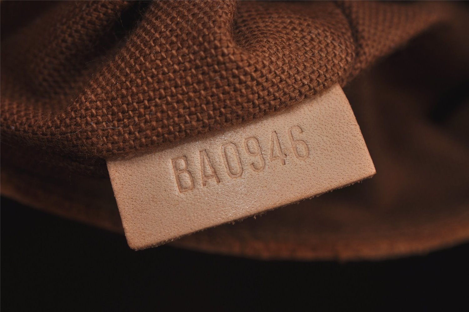 Authentic Louis Vuitton Monogram Alma Hand Bag Purse M51130 LV 7020J