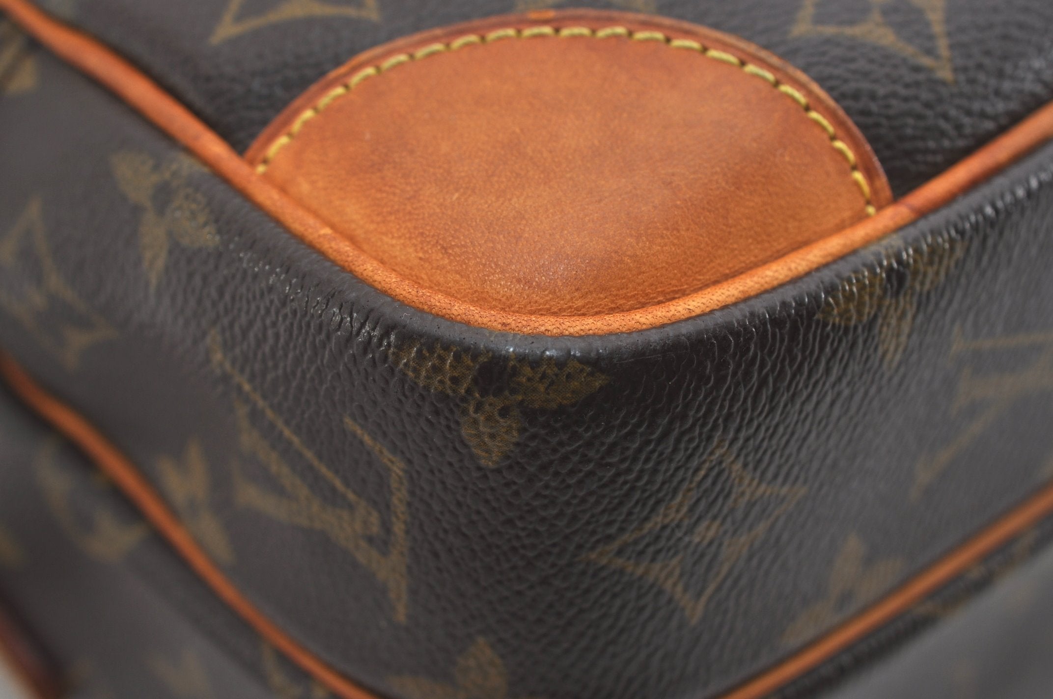 Authentic Louis Vuitton Monogram Nile Shoulder Cross Body Bag M45244 LV 7028J