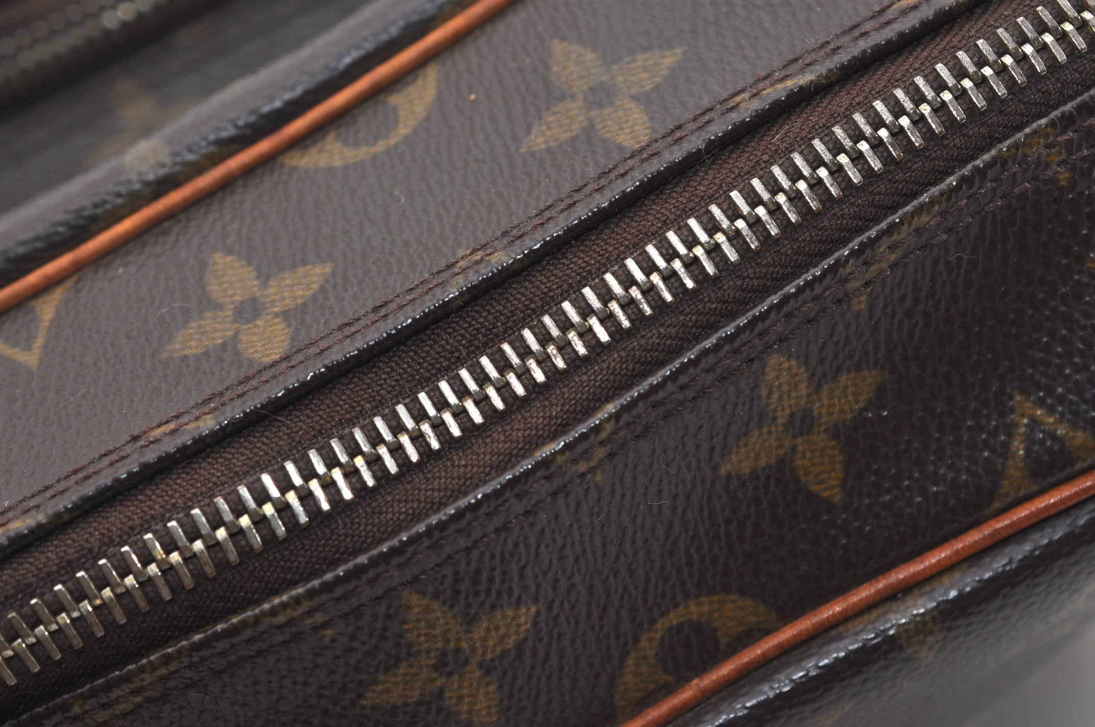 Authentic Louis Vuitton Monogram Nile Shoulder Cross Body Bag M45244 LV 7028J