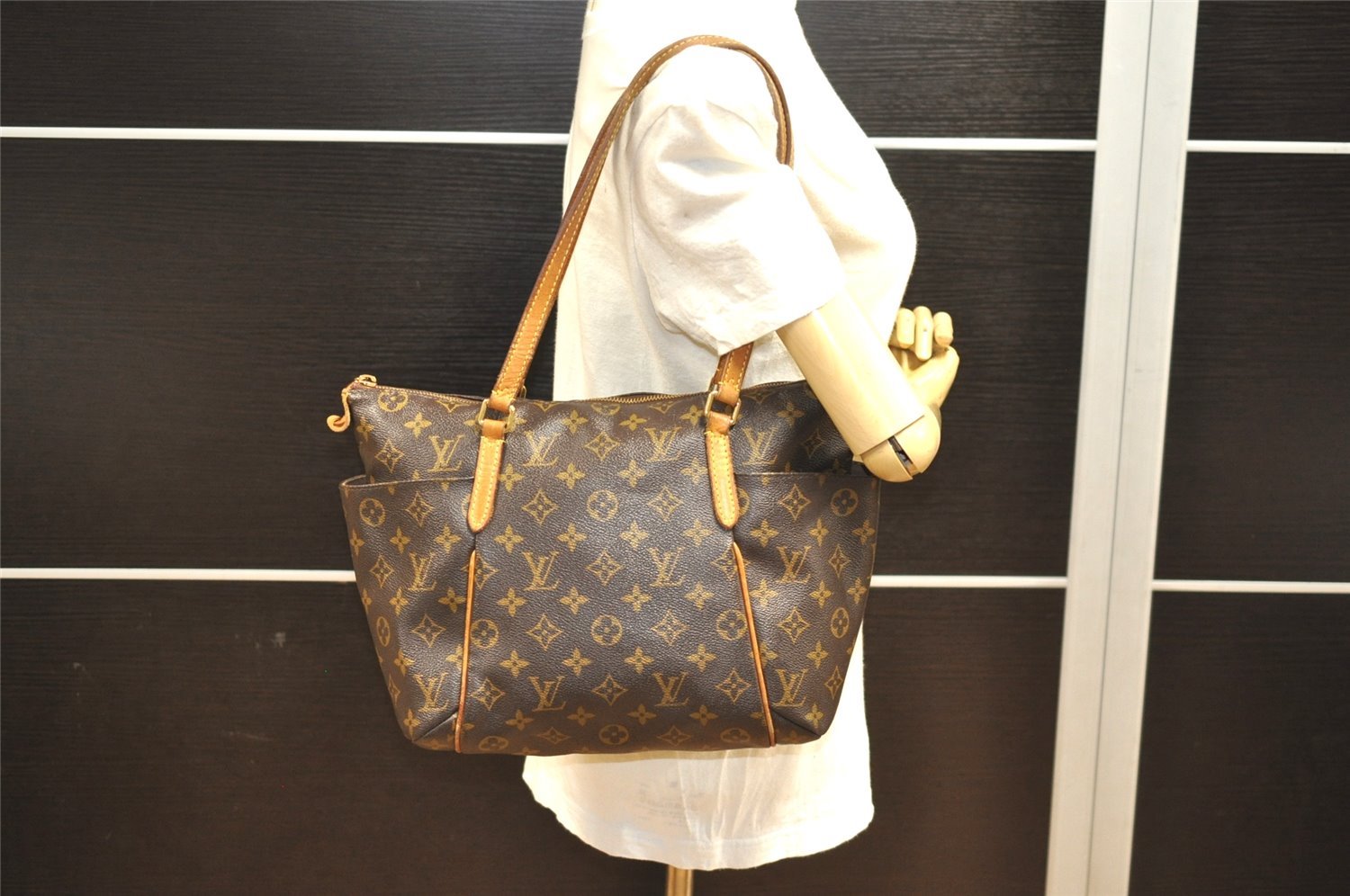 Authentic Louis Vuitton Monogram Totally PM Shoulder Tote Bag M41016 LV 7035I