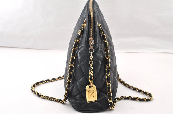 Authentic CHANEL Vintage Calf Skin Matelasse Chain Shoulder Bag Black CC 7047I