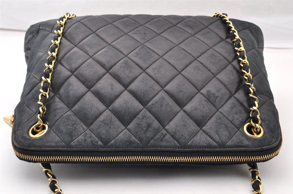 Authentic CHANEL Vintage Calf Skin Matelasse Chain Shoulder Bag Black CC 7047I