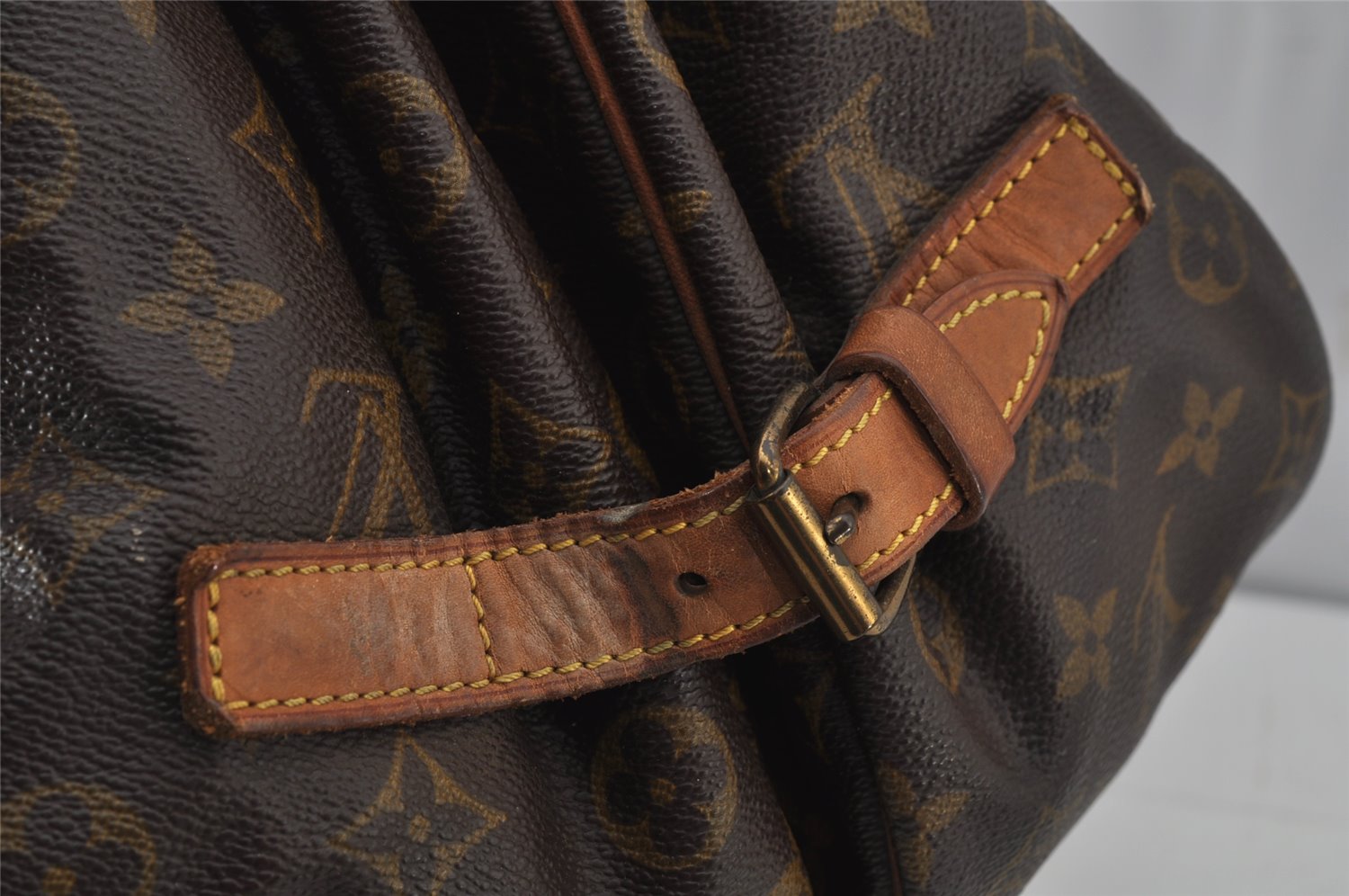 Authentic Louis Vuitton Monogram Saumur 35 Shoulder Cross Bag M42254 LV 7049J