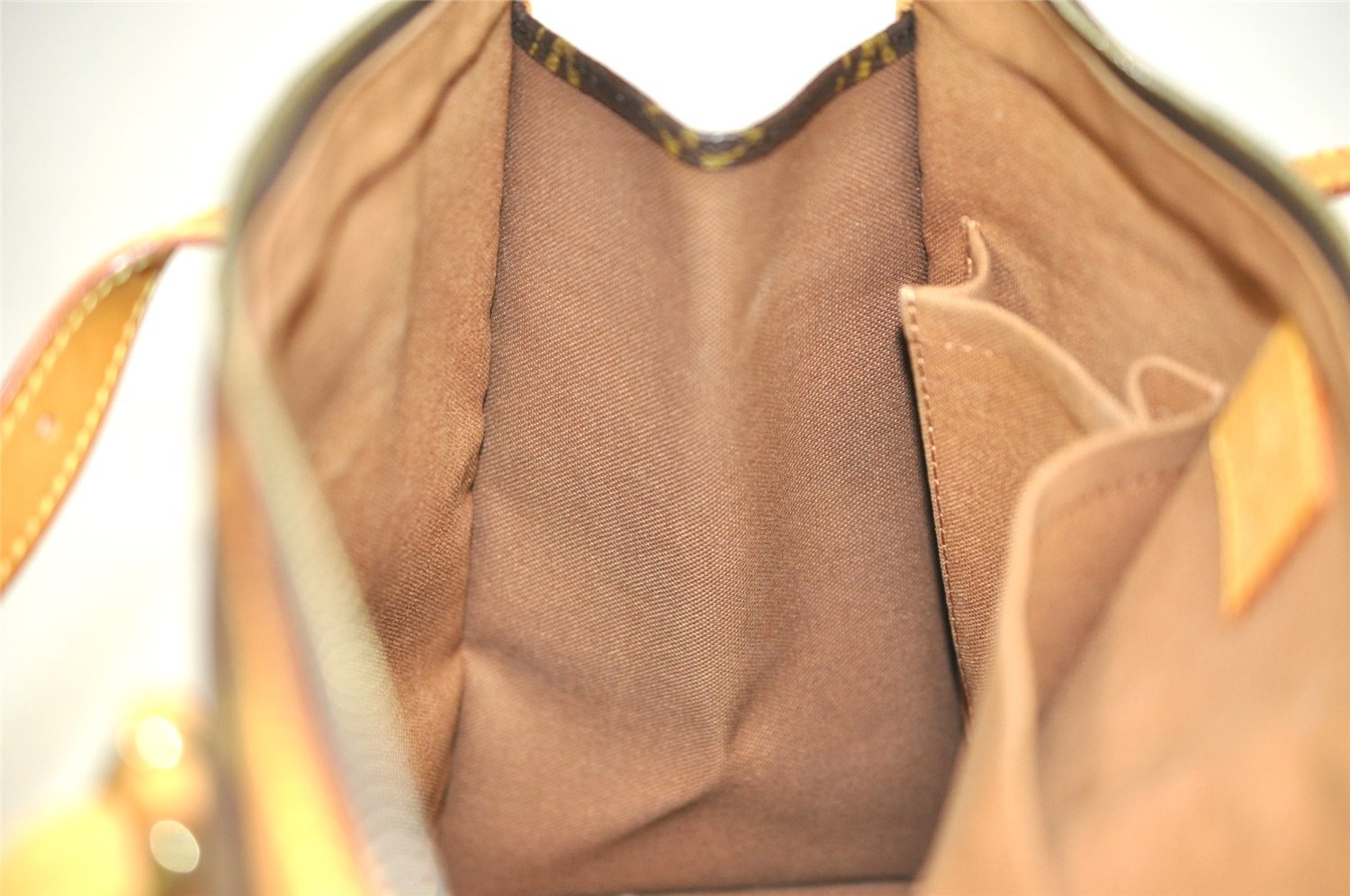 Authentic Louis Vuitton Monogram Popincourt Haut Shoulder Bag M40007 LV 7057J