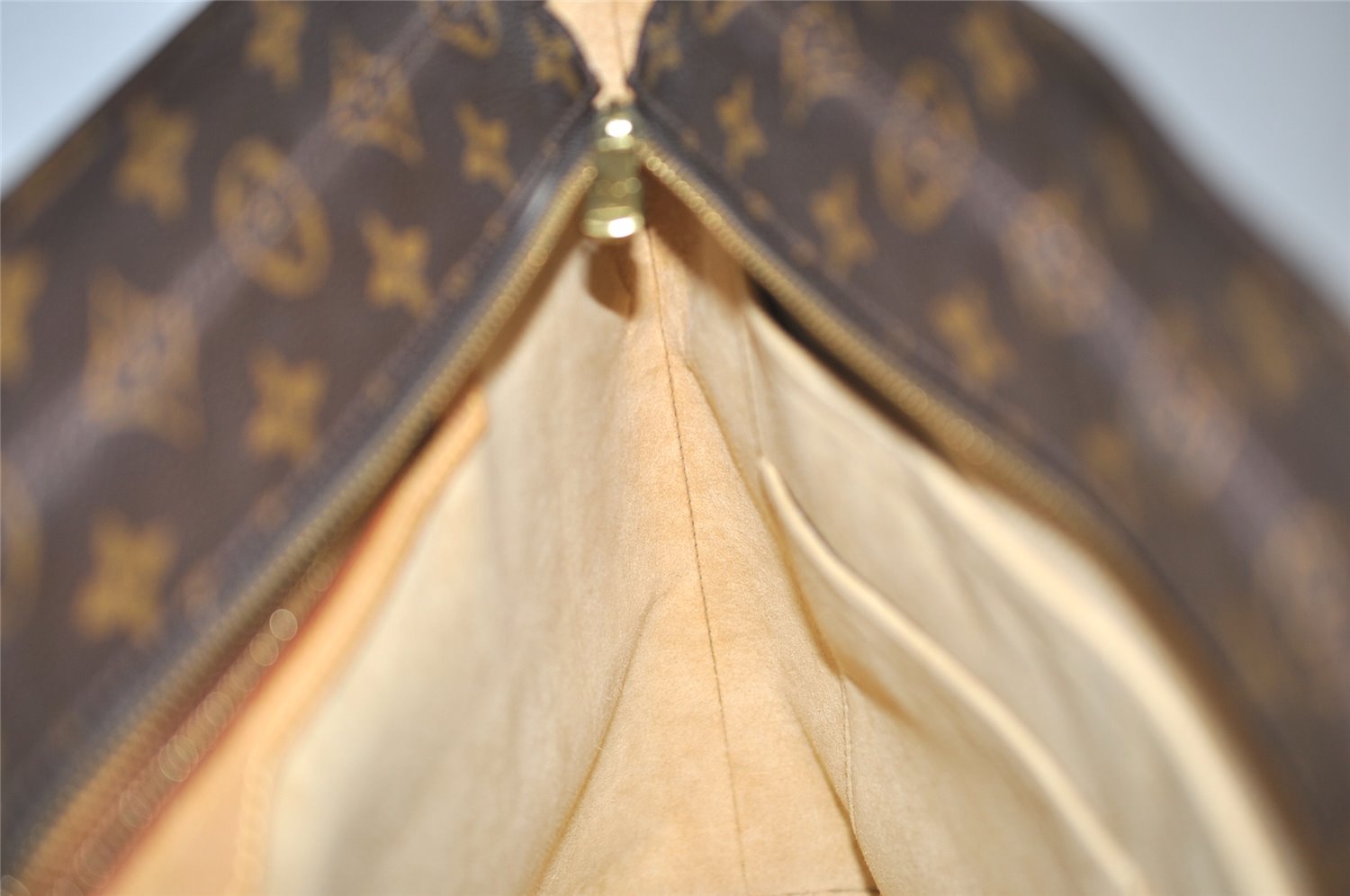 Authentic Louis Vuitton Monogram Luco Shoulder Tote Bag M51155 LV 7063J