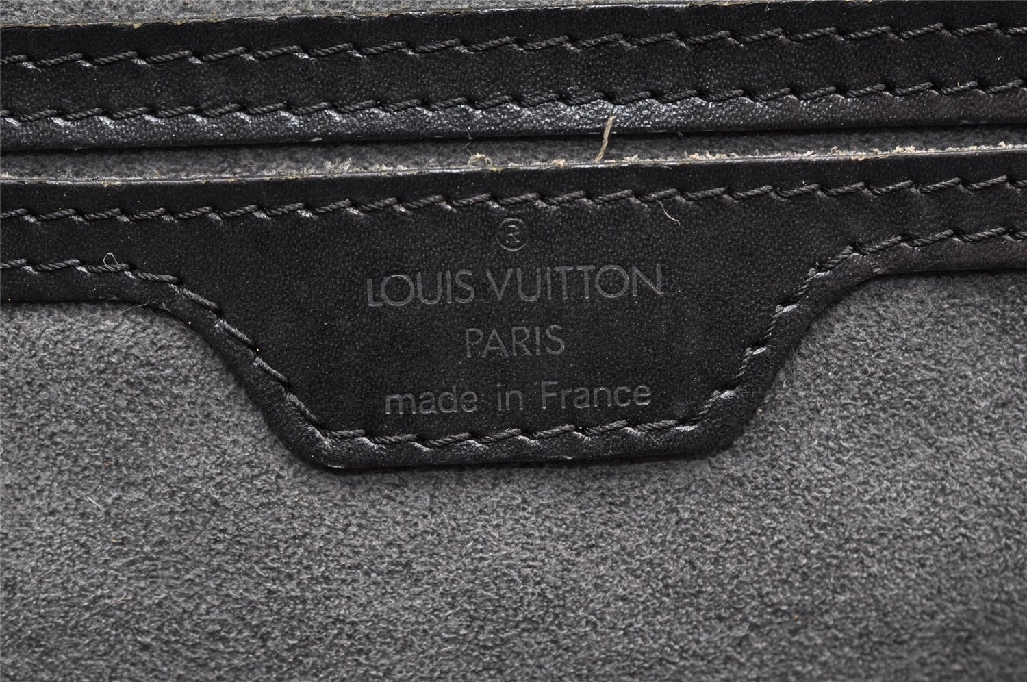 Authentic Louis Vuitton Epi Saint Jacques Poignet Long Shoulder Bag Black 7068I