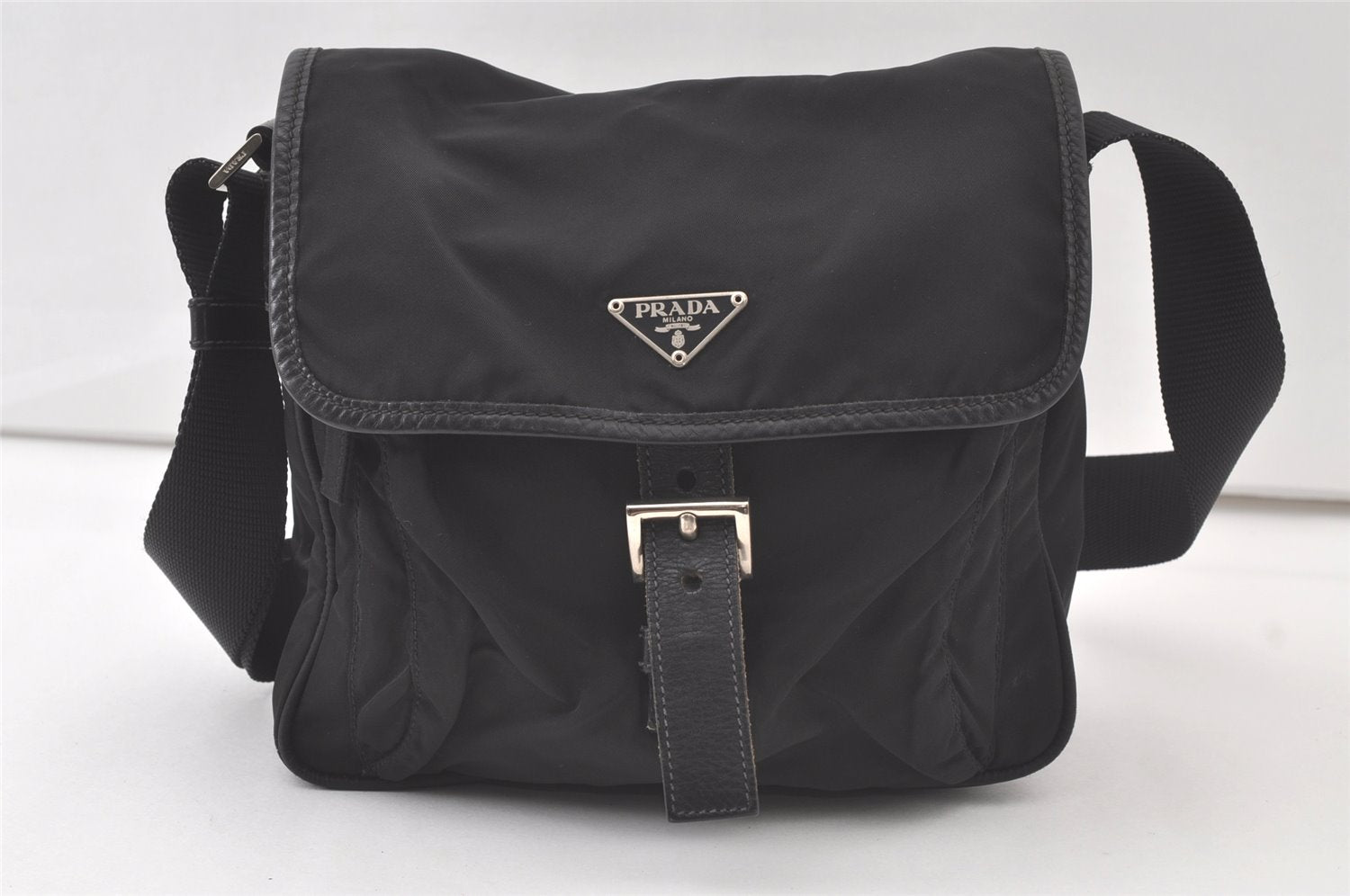 Authentic PRADA Nylon Tessuto Leather Shoulder Cross Body Bag Purse Black 7076K