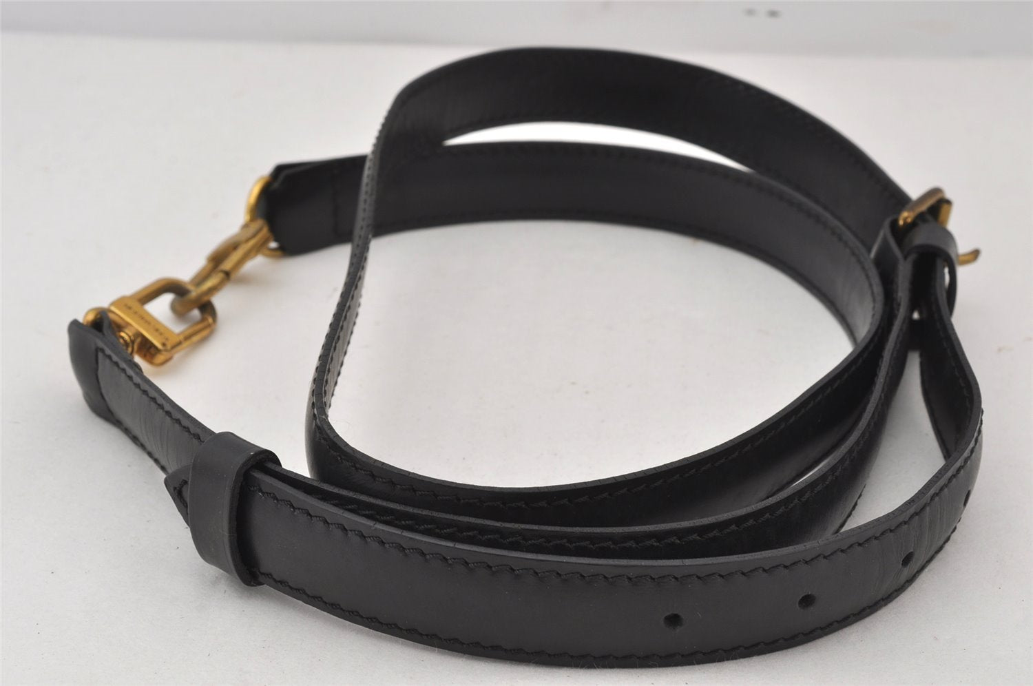 Authentic Louis Vuitton Leather Shoulder Strap Black 43.7-50.2