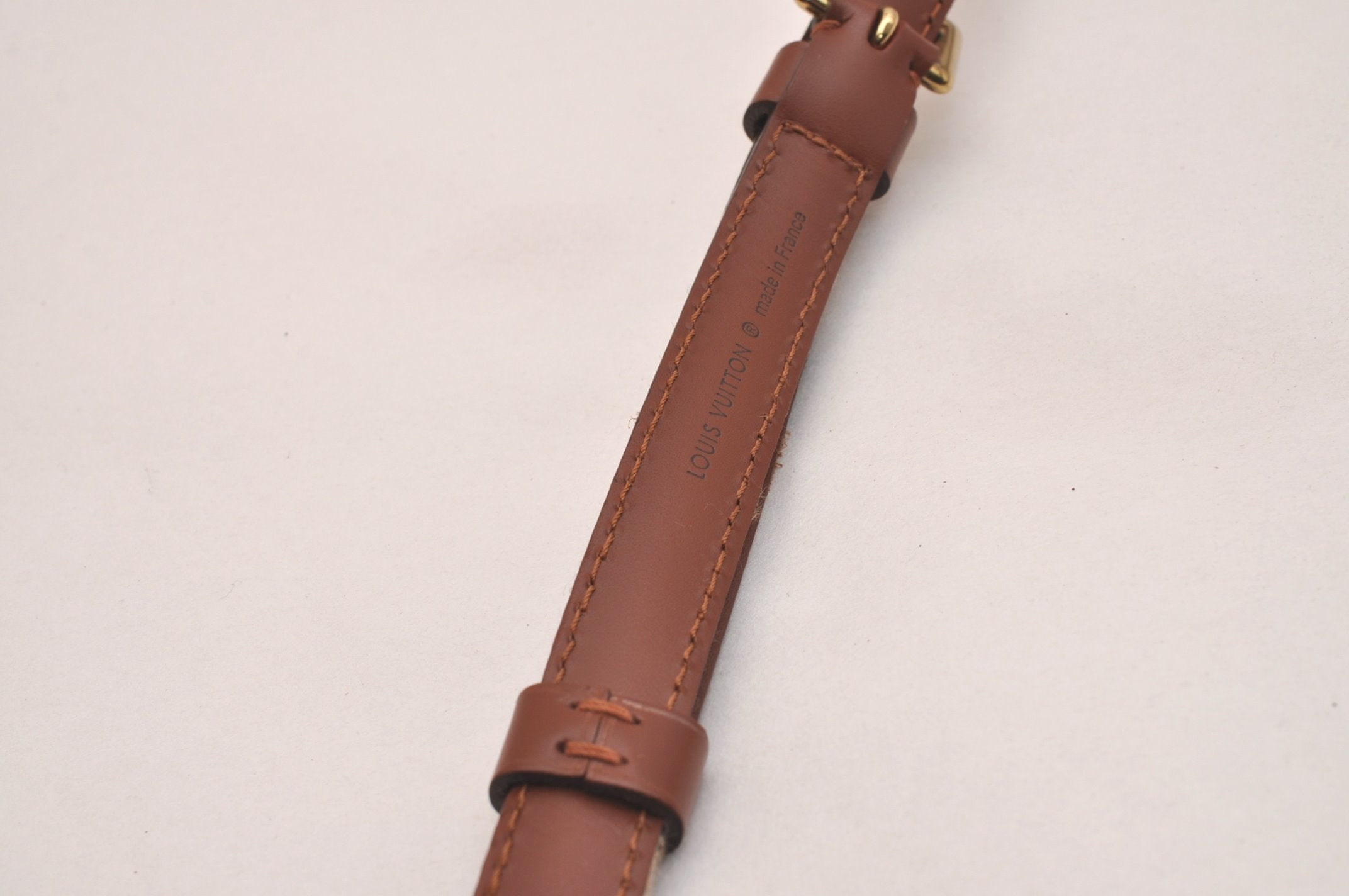Authentic Louis Vuitton Leather Shoulder Strap Brown 40.6-47.6