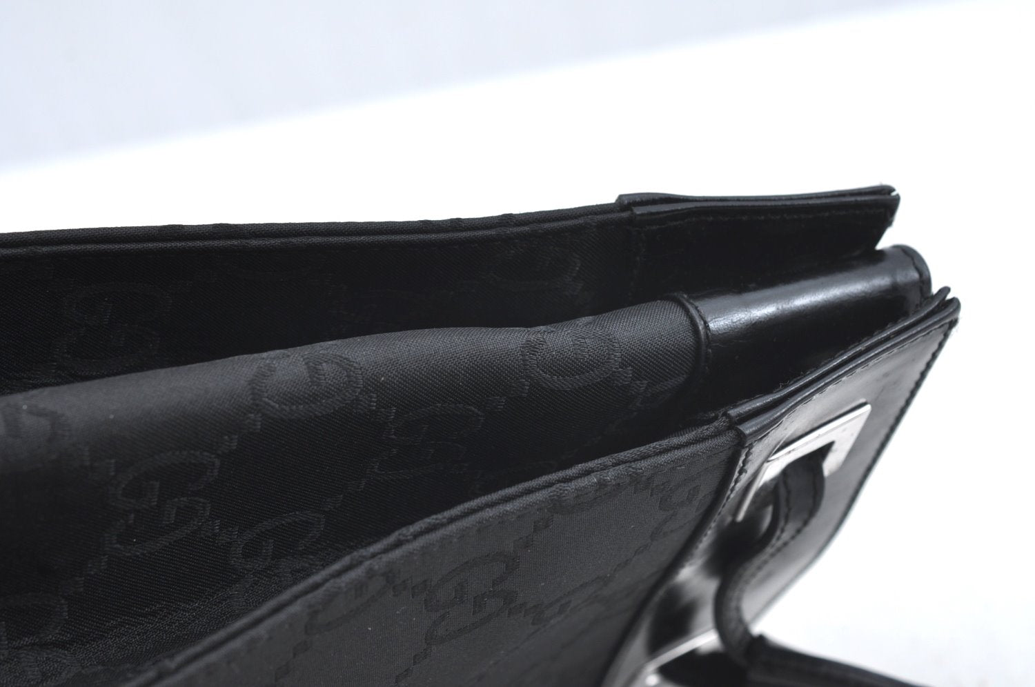 Authentic GUCCI Vintage Shoulder Bag Purse GG Nylon Leather Black Junk 7101G