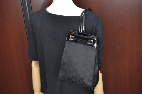 Authentic GUCCI Vintage Shoulder Bag Purse GG Nylon Leather Black Junk 7101G