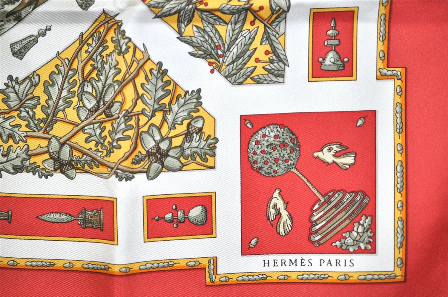 Authentic HERMES Carre 90 Scarf 