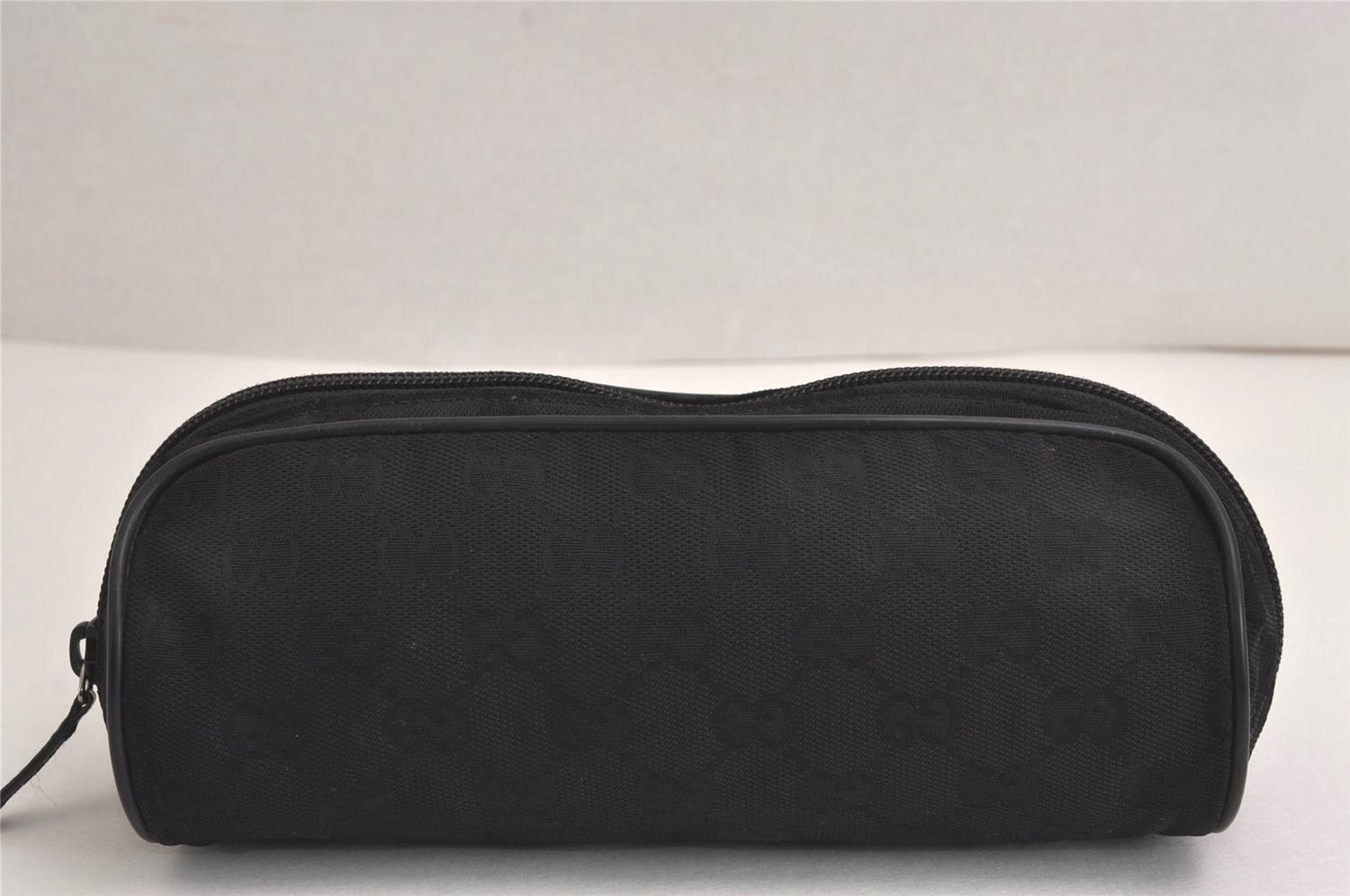 Authentic GUCCI Cosmetic Pouch Purse GG Canvas Leather 137377 Black 7109J