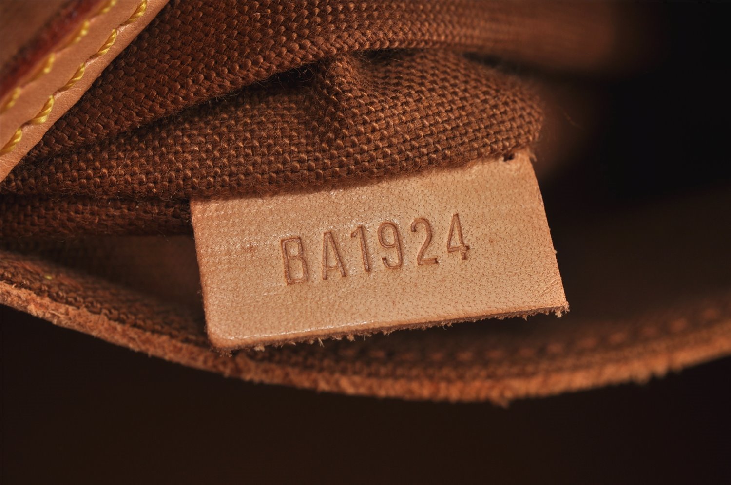 Authentic Louis Vuitton Monogram Alma Hand Bag Purse M51130 LV 7110I