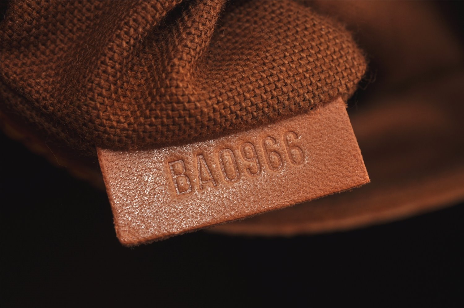 Authentic Louis Vuitton Monogram Alma Hand Bag Purse M51130 LV 7112J