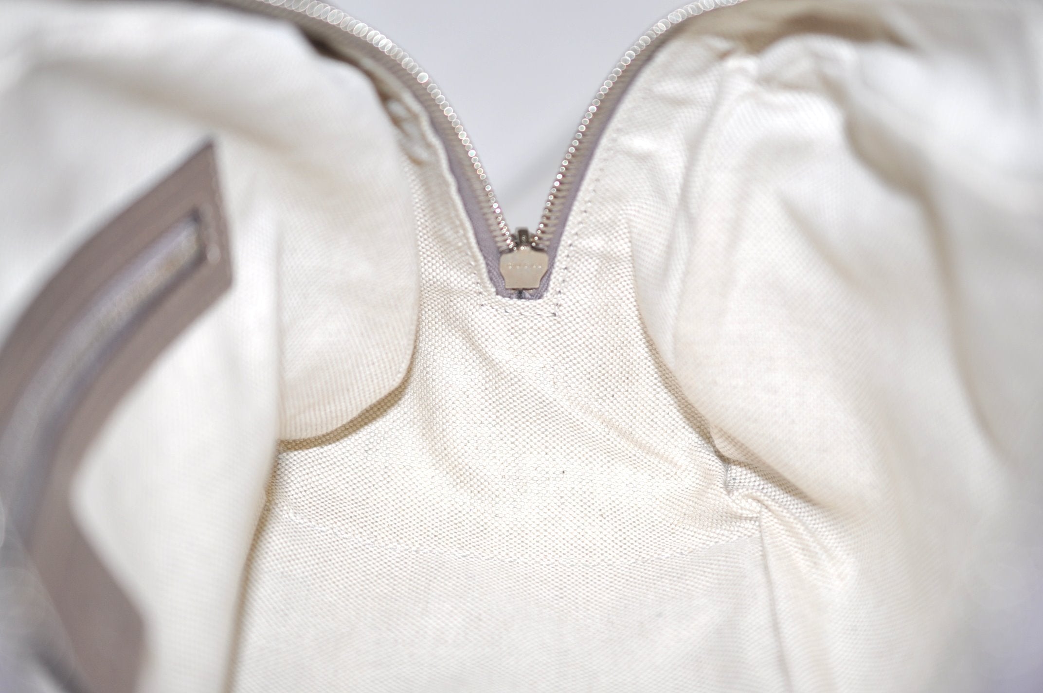 Authentic GUCCI Guccissima Twins GG Leather Hand Bag 232958 Purple 7119J