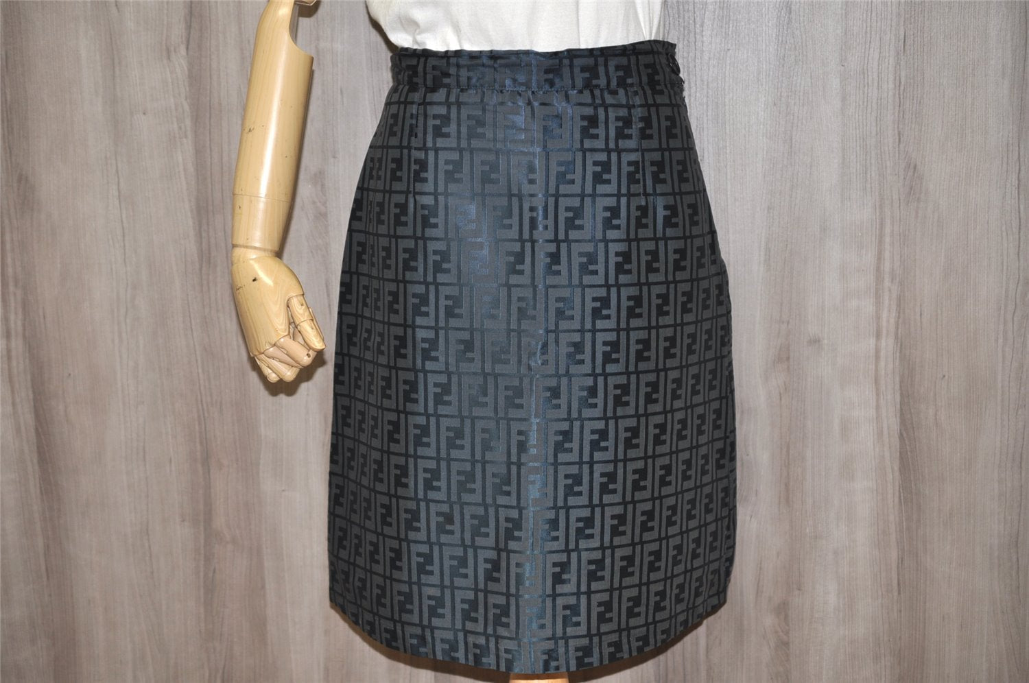 Authentic FENDI Vintage Zucca Skirt Nylon USA 8 Size 36 inch Navy Blue 7119K