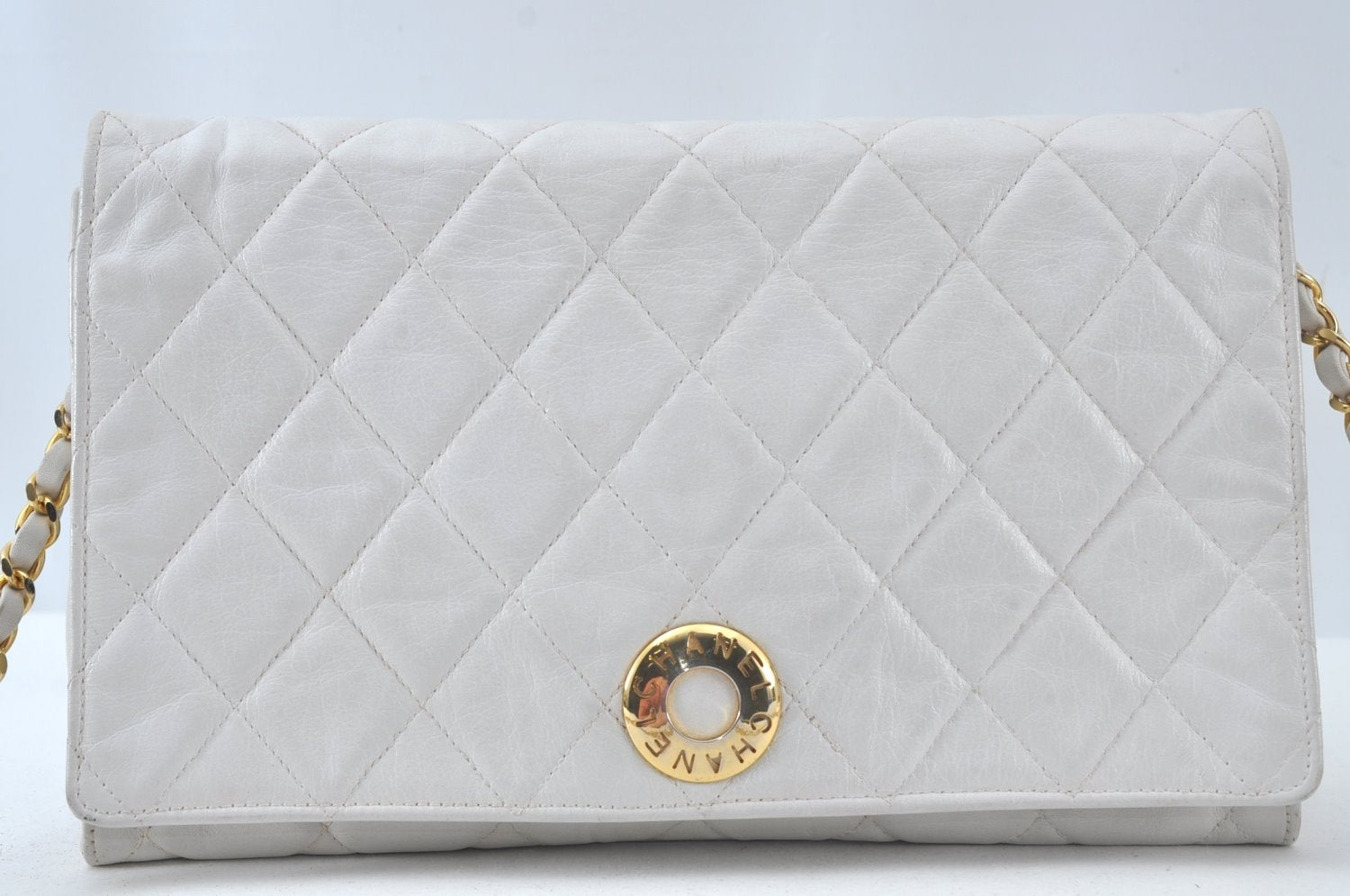 Authentic CHANEL Calf Skin Matelasse Chain Shoulder Cross Bag White CC 7129I