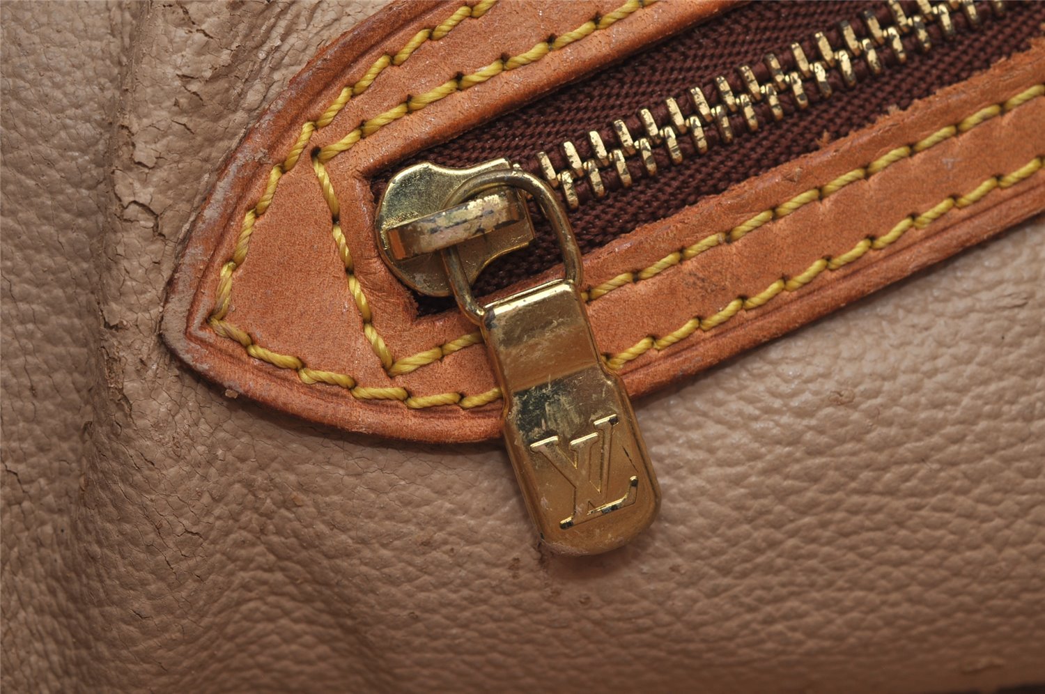 Authentic Louis Vuitton Monogram Bucket PM Shoulder Tote Bag M42238 Junk 7131I