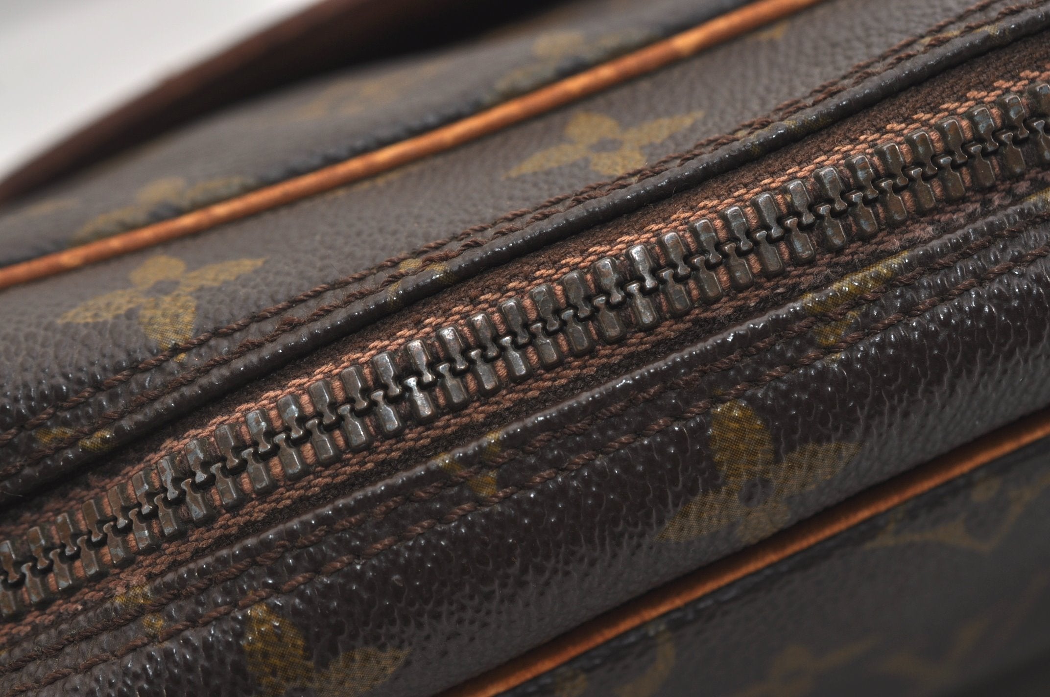 Authentic Louis Vuitton Monogram Compiegne 28 Clutch Hand Bag M51845 LV 7139J