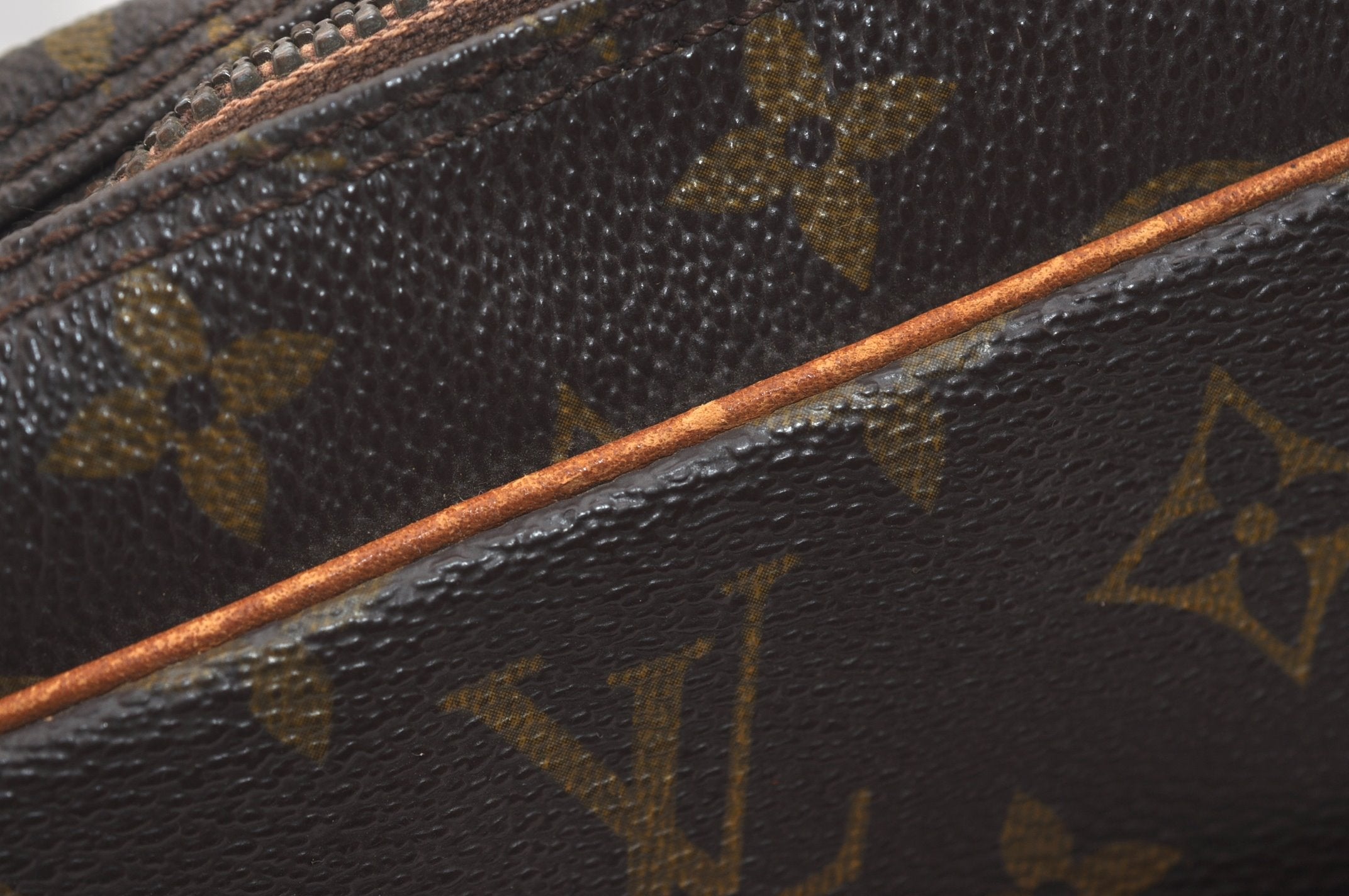 Authentic Louis Vuitton Monogram Compiegne 28 Clutch Hand Bag M51845 LV 7139J