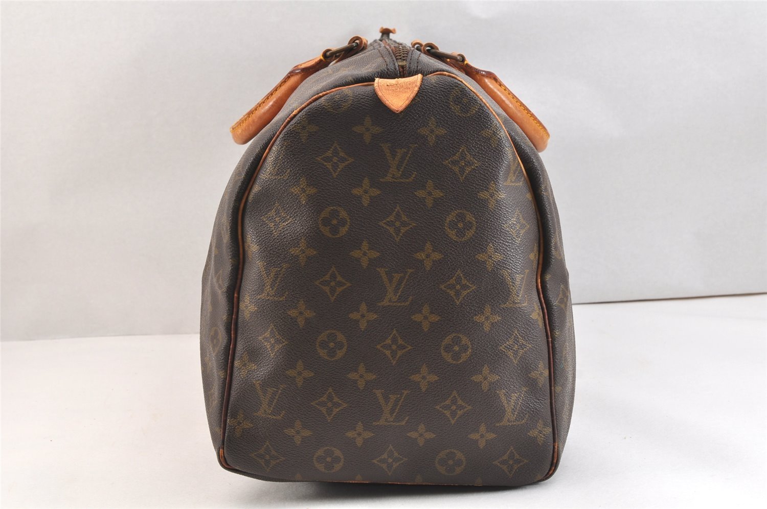 Authentic Louis Vuitton Monogram Keepall 50 Travel Boston Bag Old Model LV 7142K