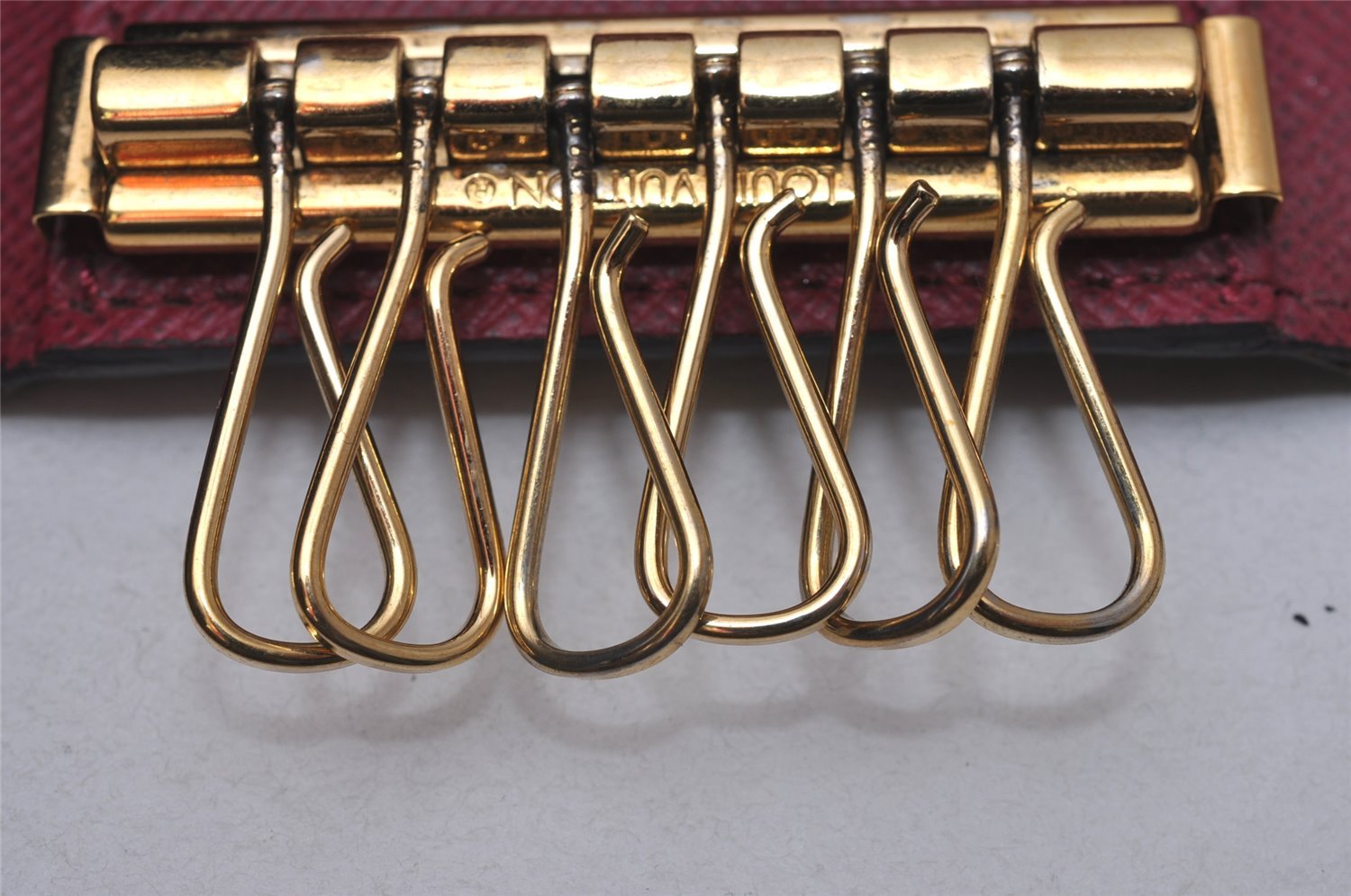 Authentic Louis Vuitton Monogram Multicles 6 Key Case Holder M60701 Purple 7151I