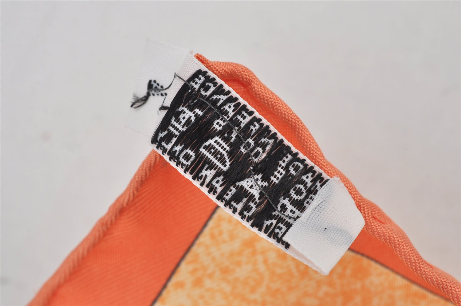 Authentic HERMES Carre 90 Scarf 