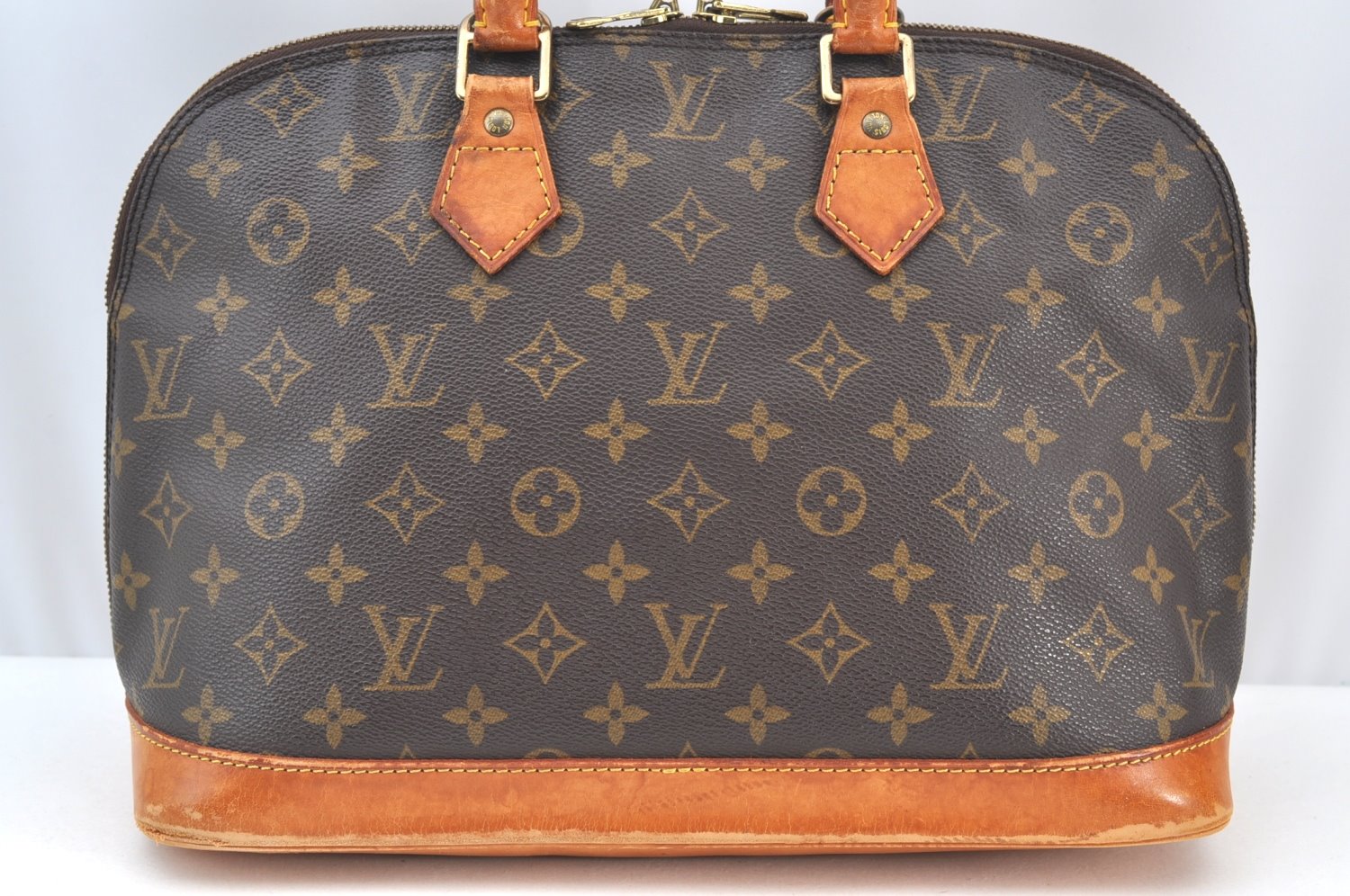 Authentic Louis Vuitton Monogram Alma Hand Bag Purse M51130 LV 7160H