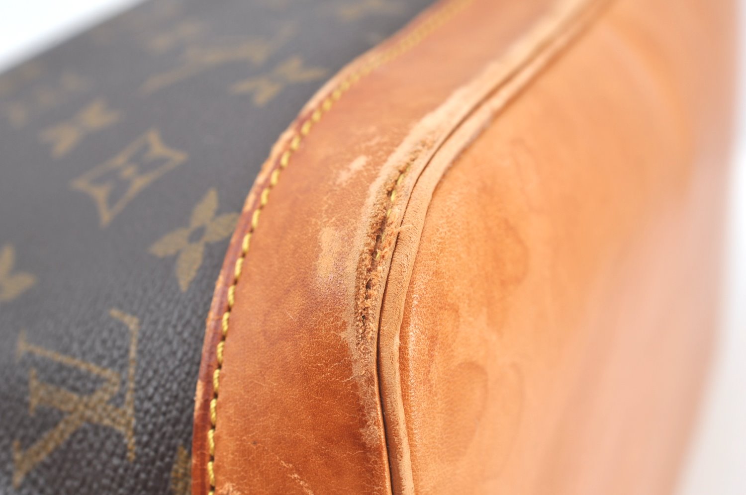 Authentic Louis Vuitton Monogram Alma Hand Bag Purse M51130 LV 7160H