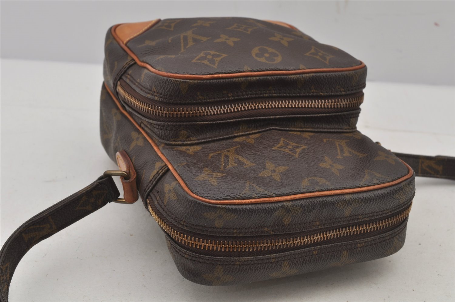 Authentic Louis Vuitton Monogram Amazone Shoulder Cross Body Bag M45236 LV 7161J