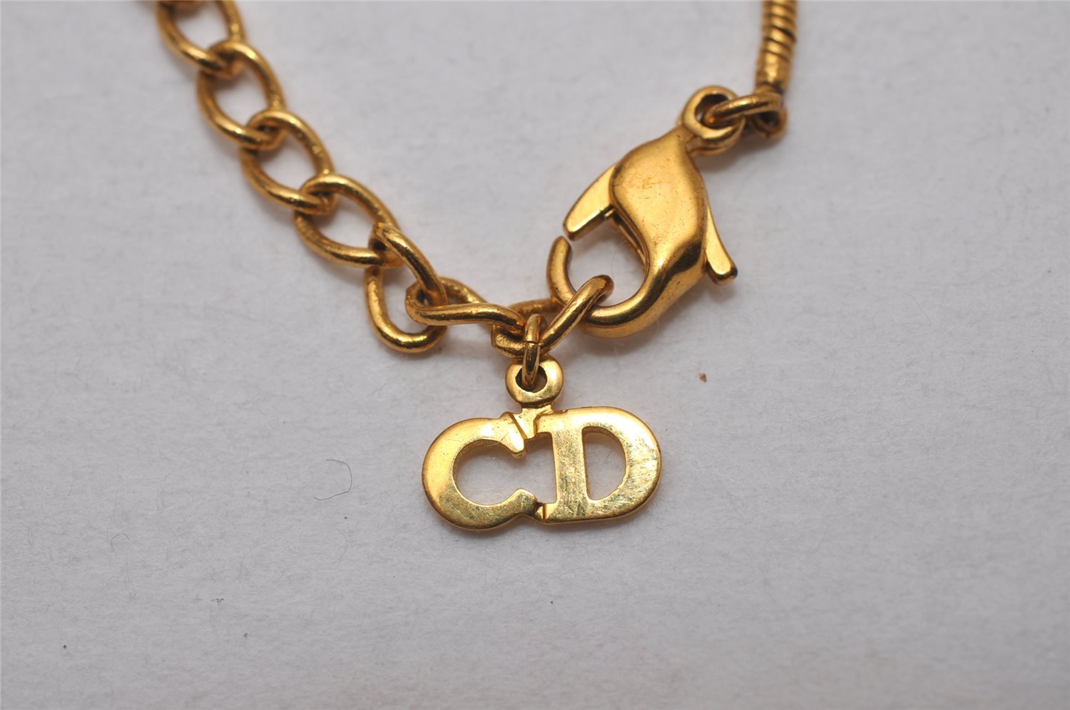 Authentic Christian Dior Gold Tone Chain Pendant Necklace CD 7166I