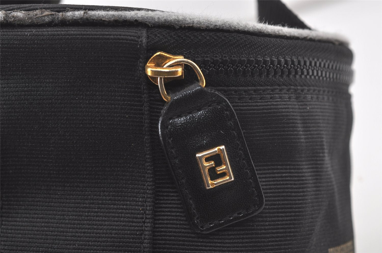 Authentic FENDI Vintage Vanity Hand Bag Purse Nylon Leather Black Junk 7170K